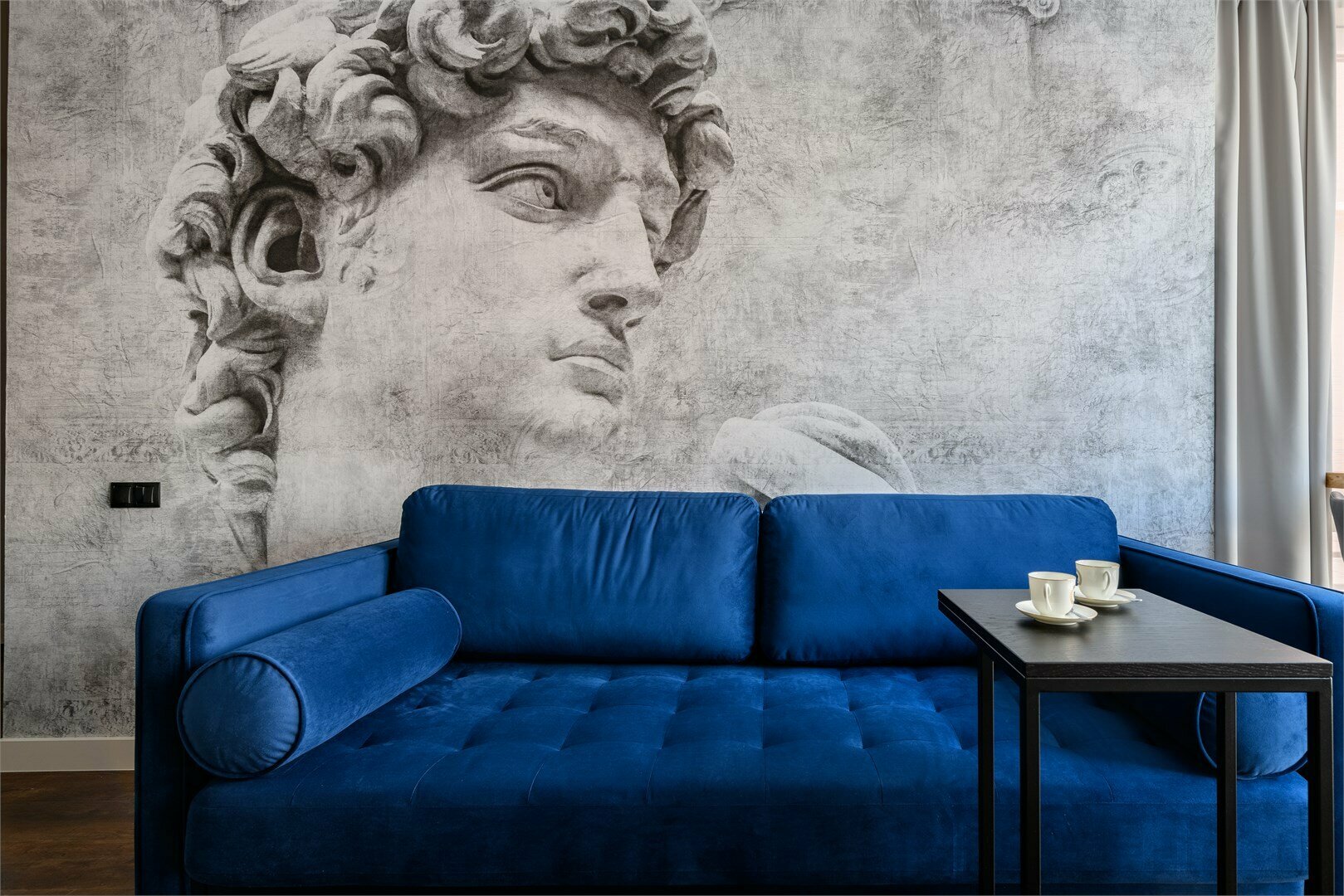 "Микель" 50 кв.м с двумя санузлами с кондиционером