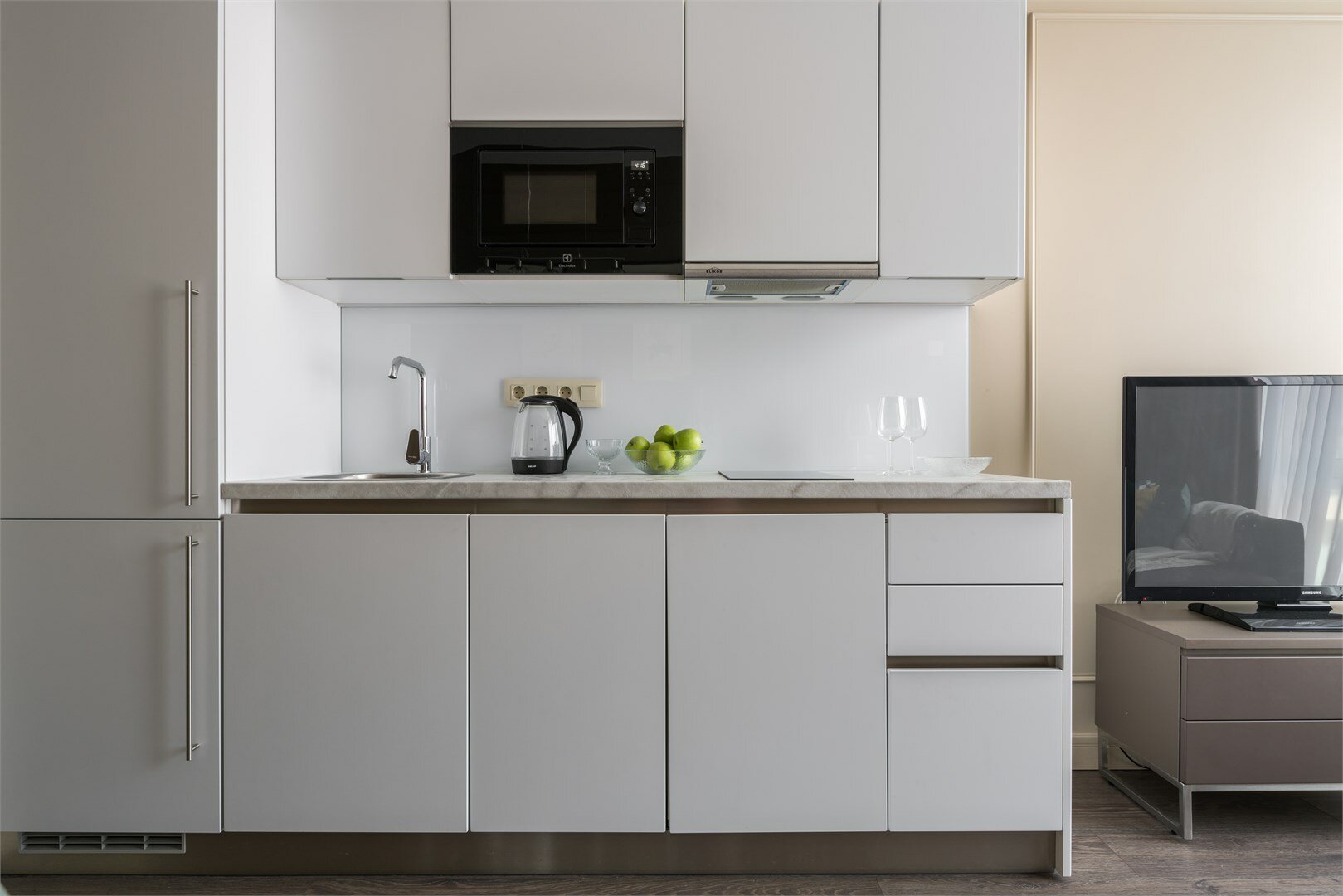 "Варсея" 40 кв.м без кондиционера с отдельной спальней