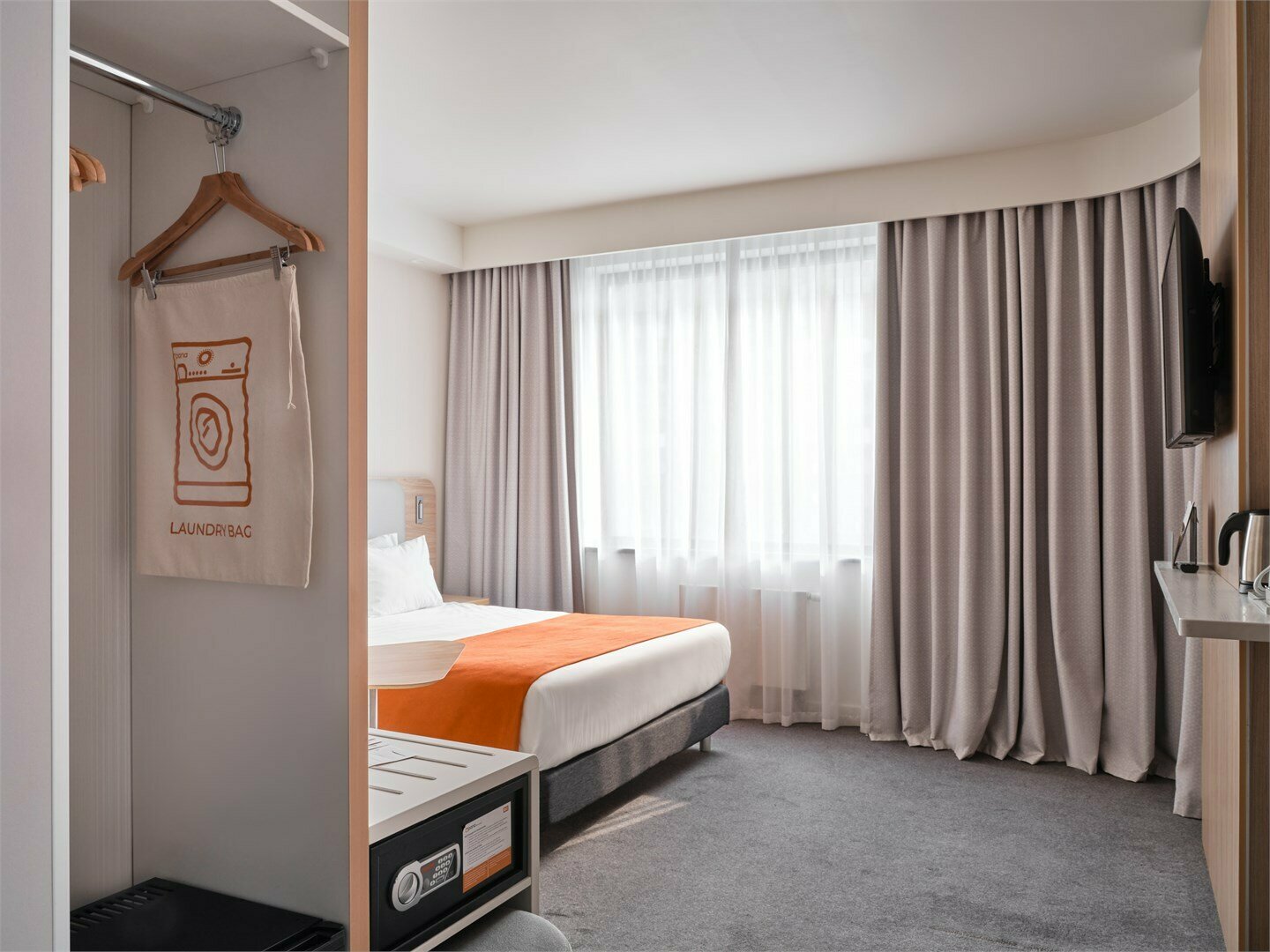 СТАНДАРТНЫЙ НОМЕР ДЛЯ ЛЮДЕЙ С ОГРАНИЧЕННОЙ ПОДВИЖНОСТЬЮ