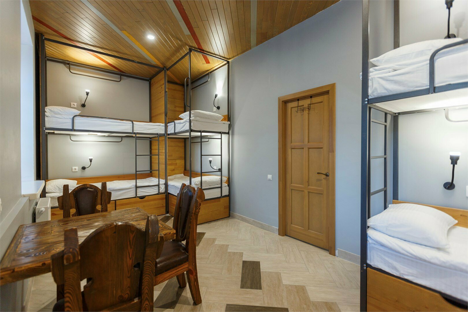 Хостел № 101 ( от 4 до 8 мест без подселения )