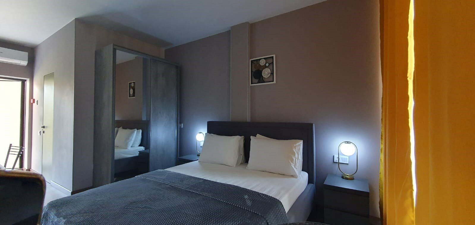 Де-Люкс с панорамными окнами