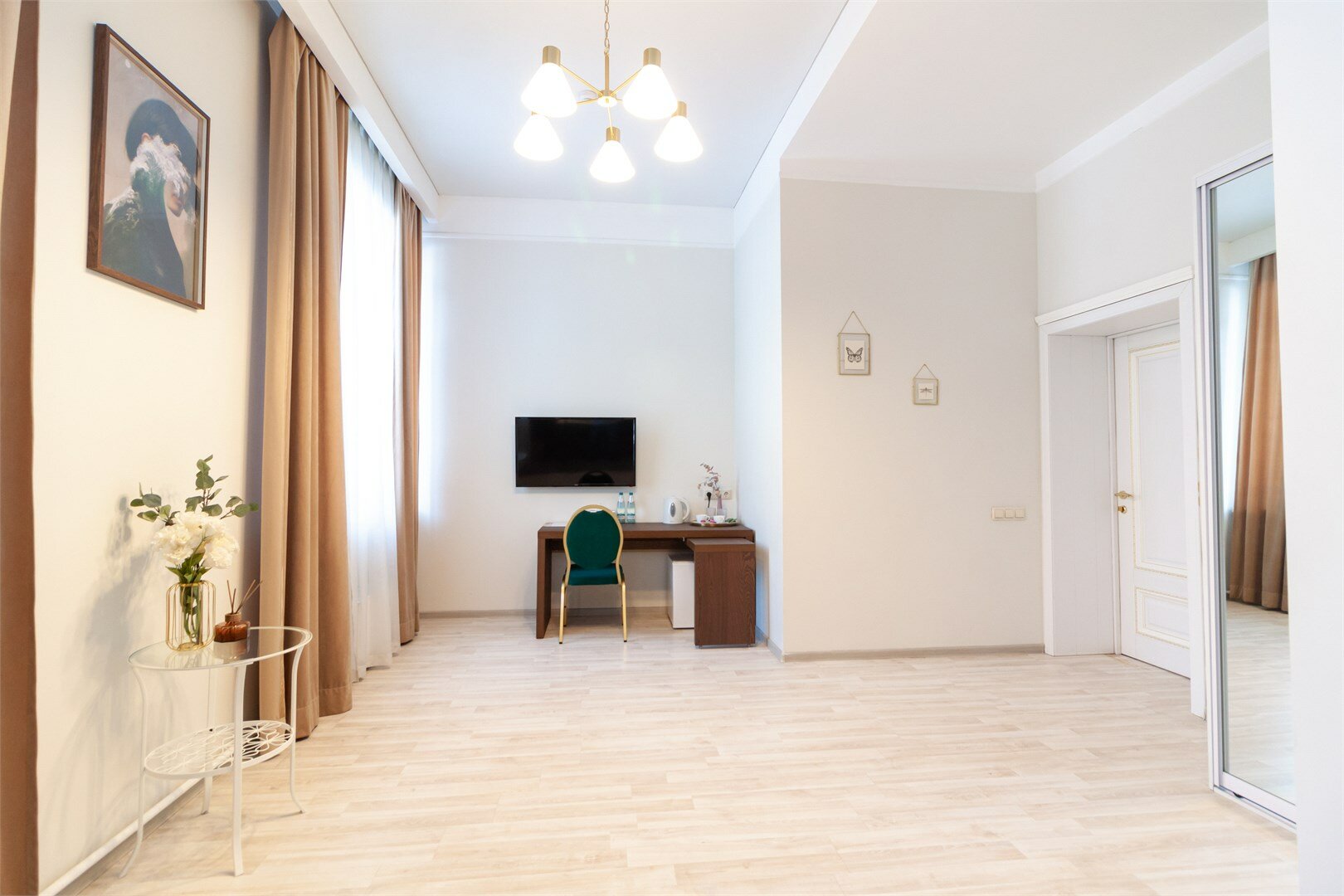 Улучшенный двухместный номер с 1 кроватью