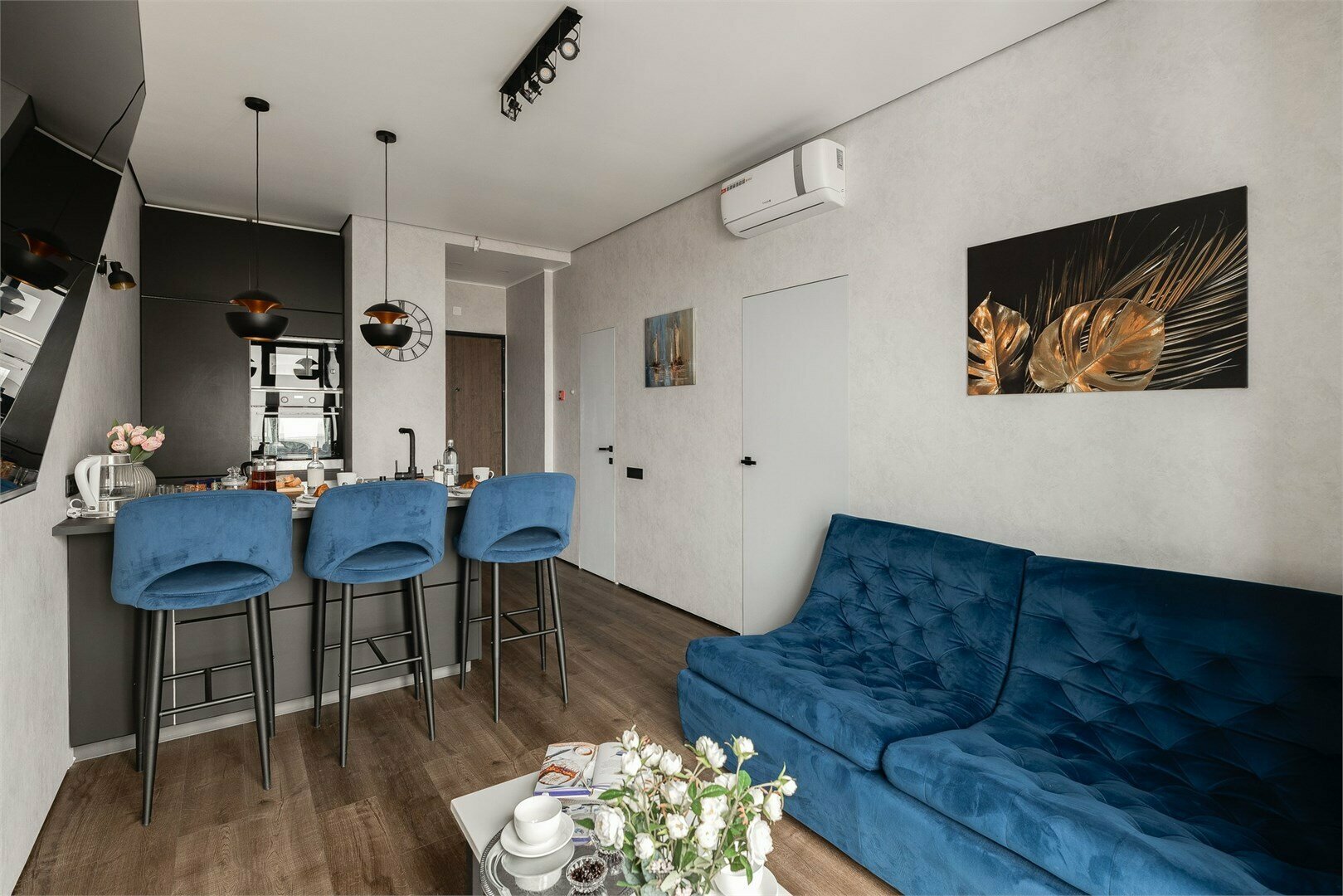 Blueberry Night 3-местные премиум апартаменты в "Савеловский-Сити" (14 этаж)