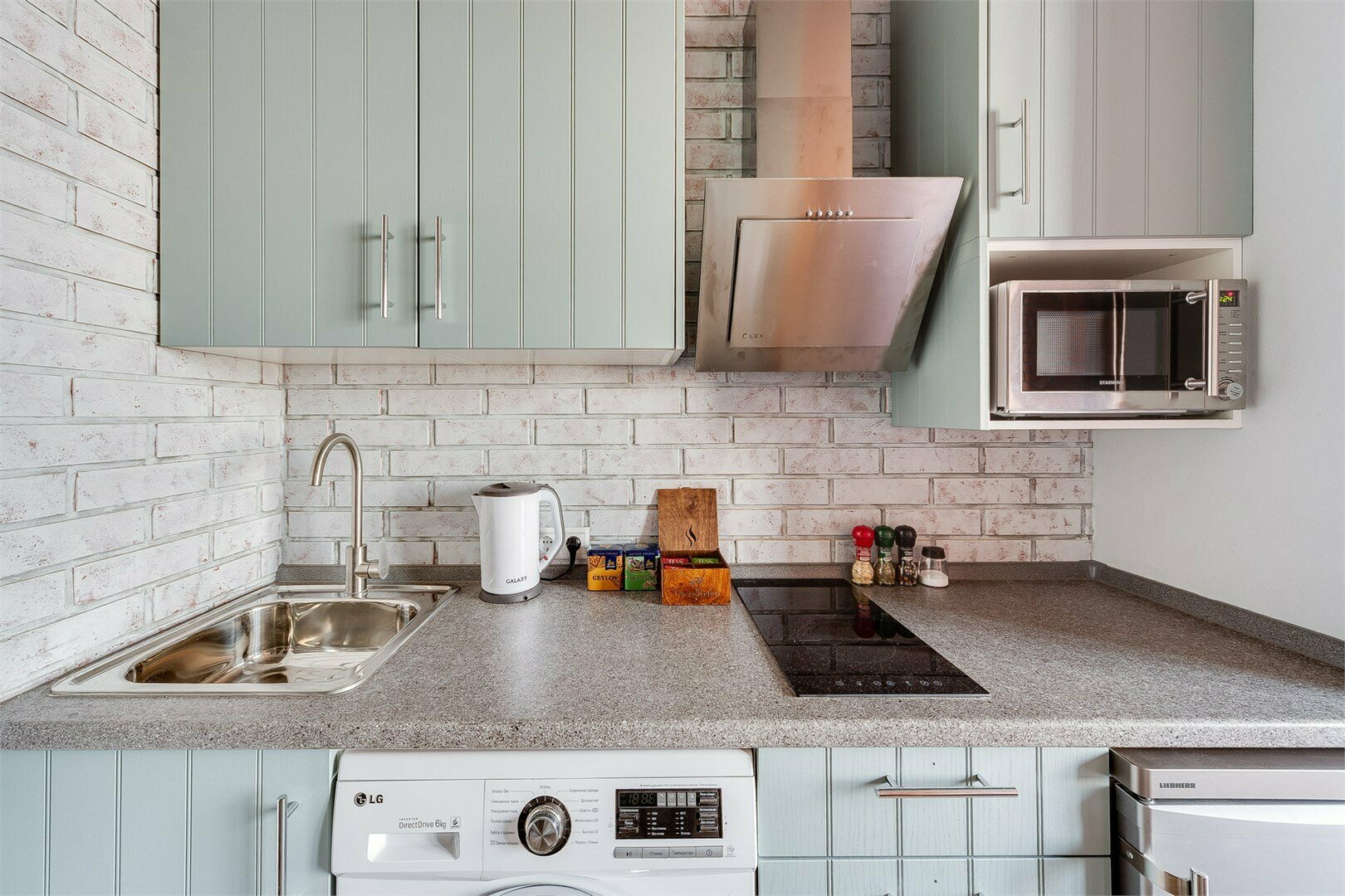 Chocolat - 2х местные апартаменты-студия в "Савеловский-Сити" (25 этаж)