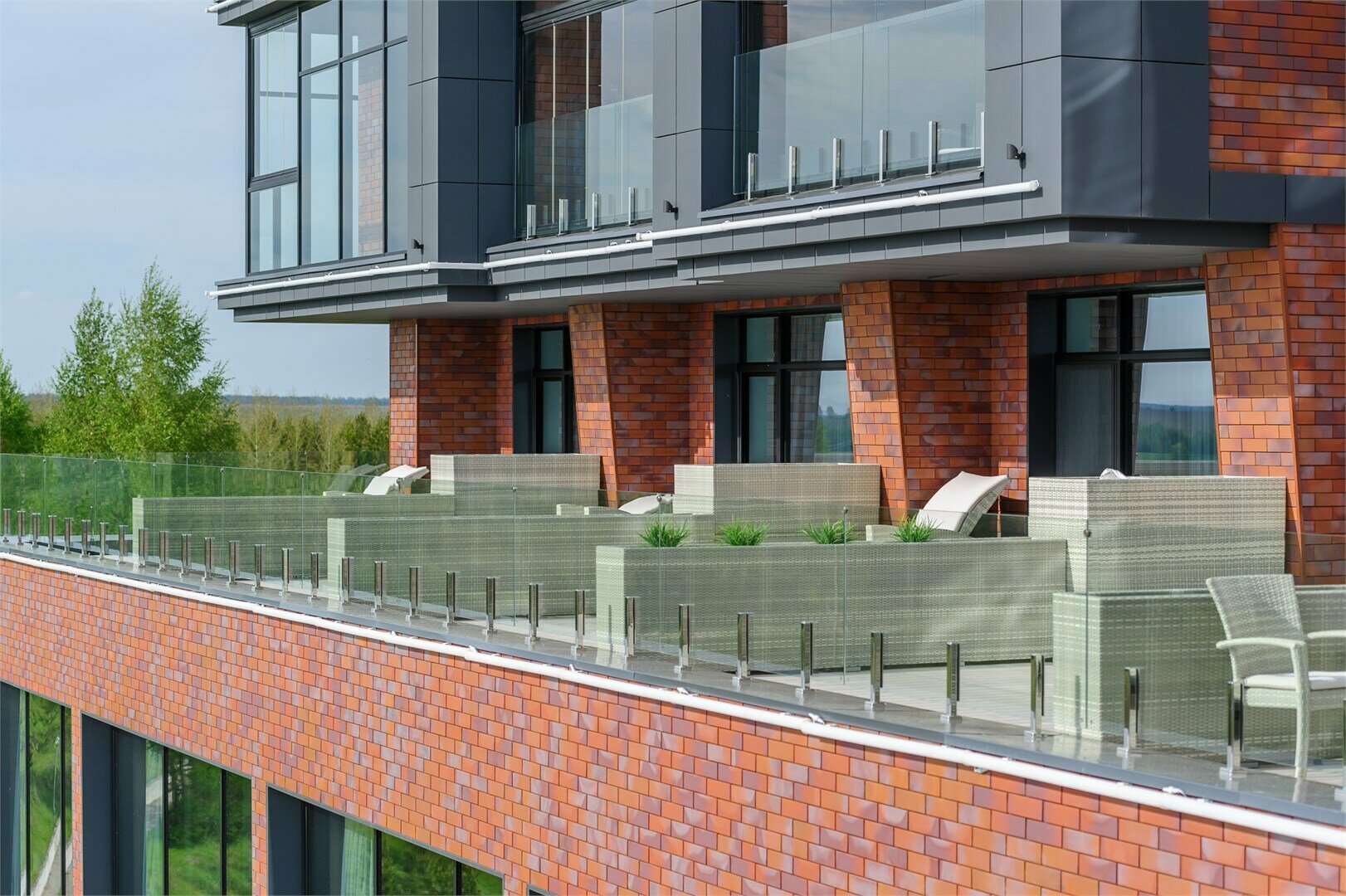 Делюкс семейный с террасой