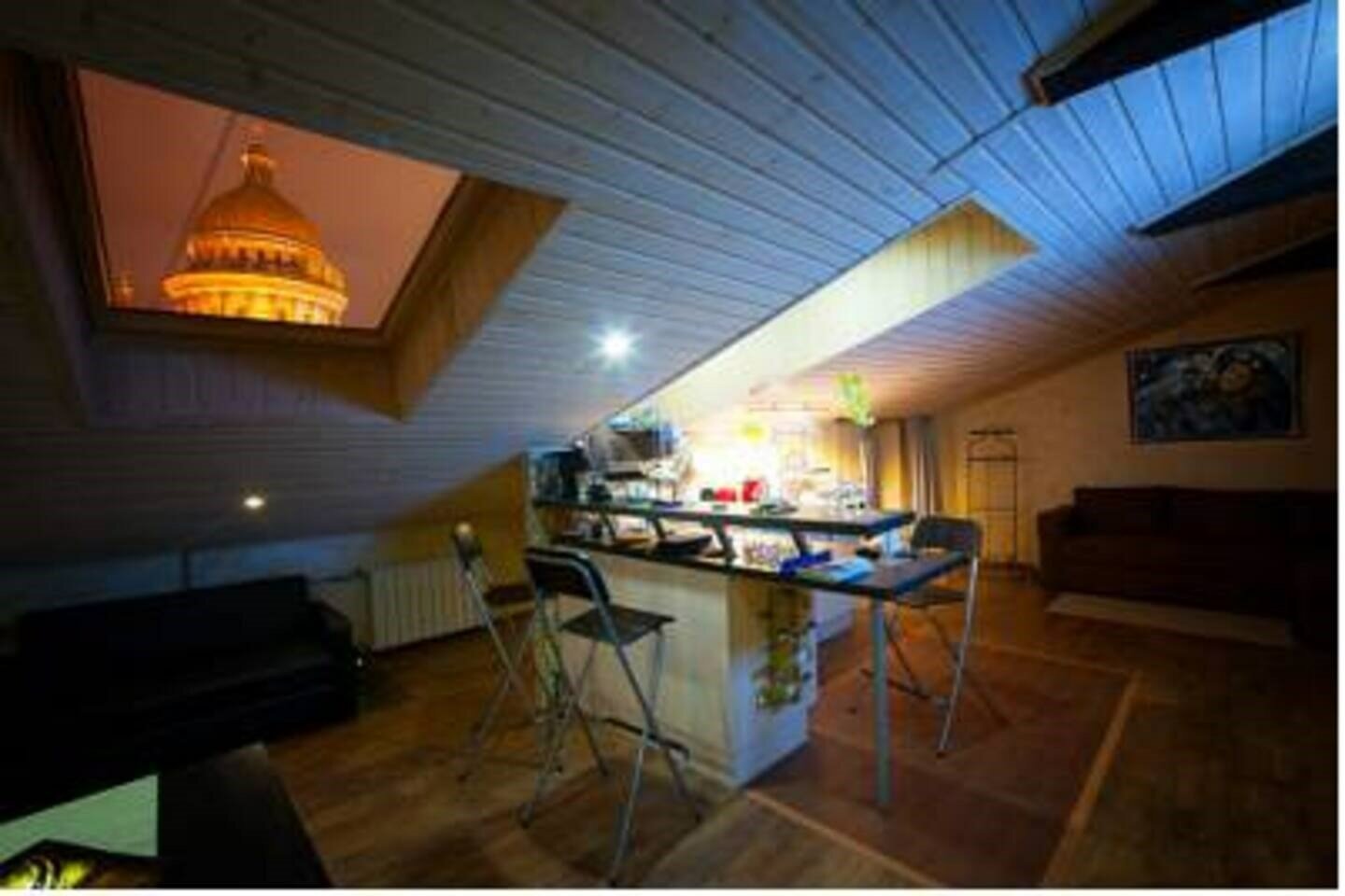 Апартаменты в мансарде