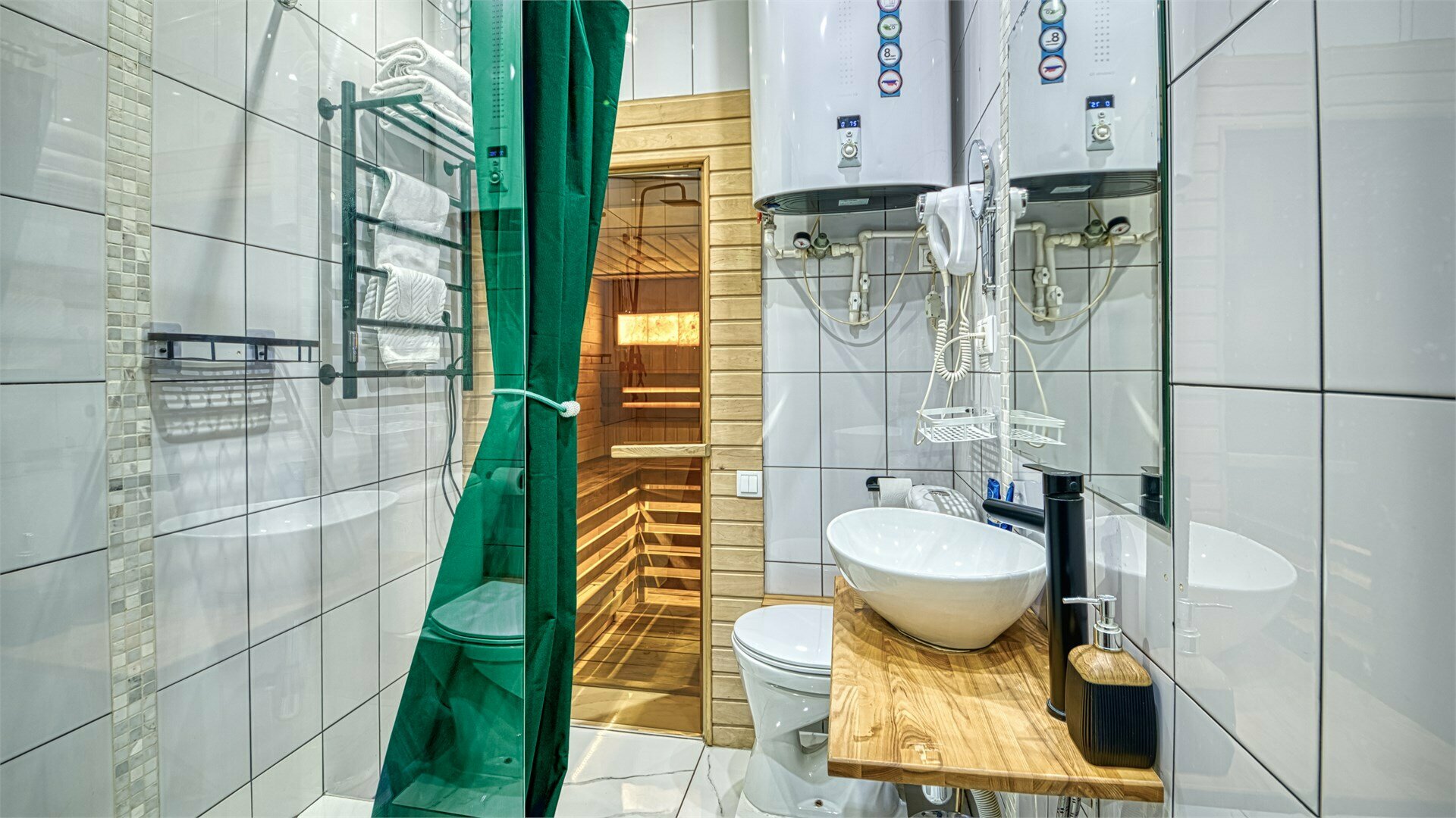 Двухкомнатные апартаменты с кухней  и персональной сауной