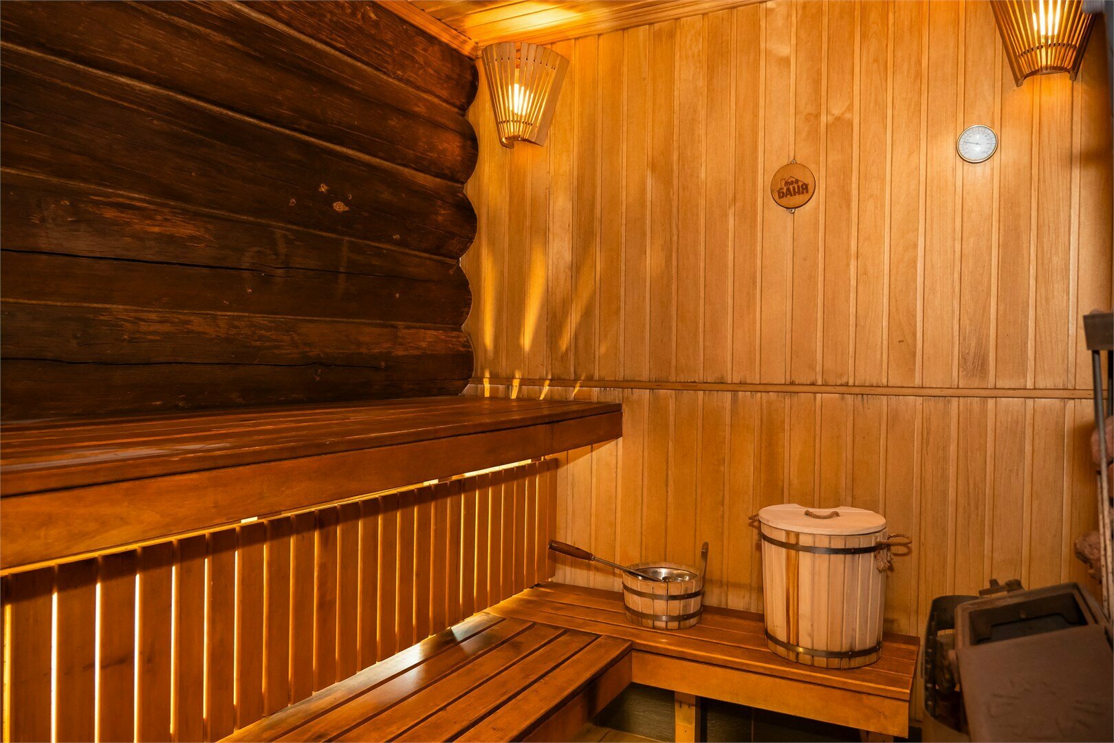 ЛЮКС "Тик Хаус"