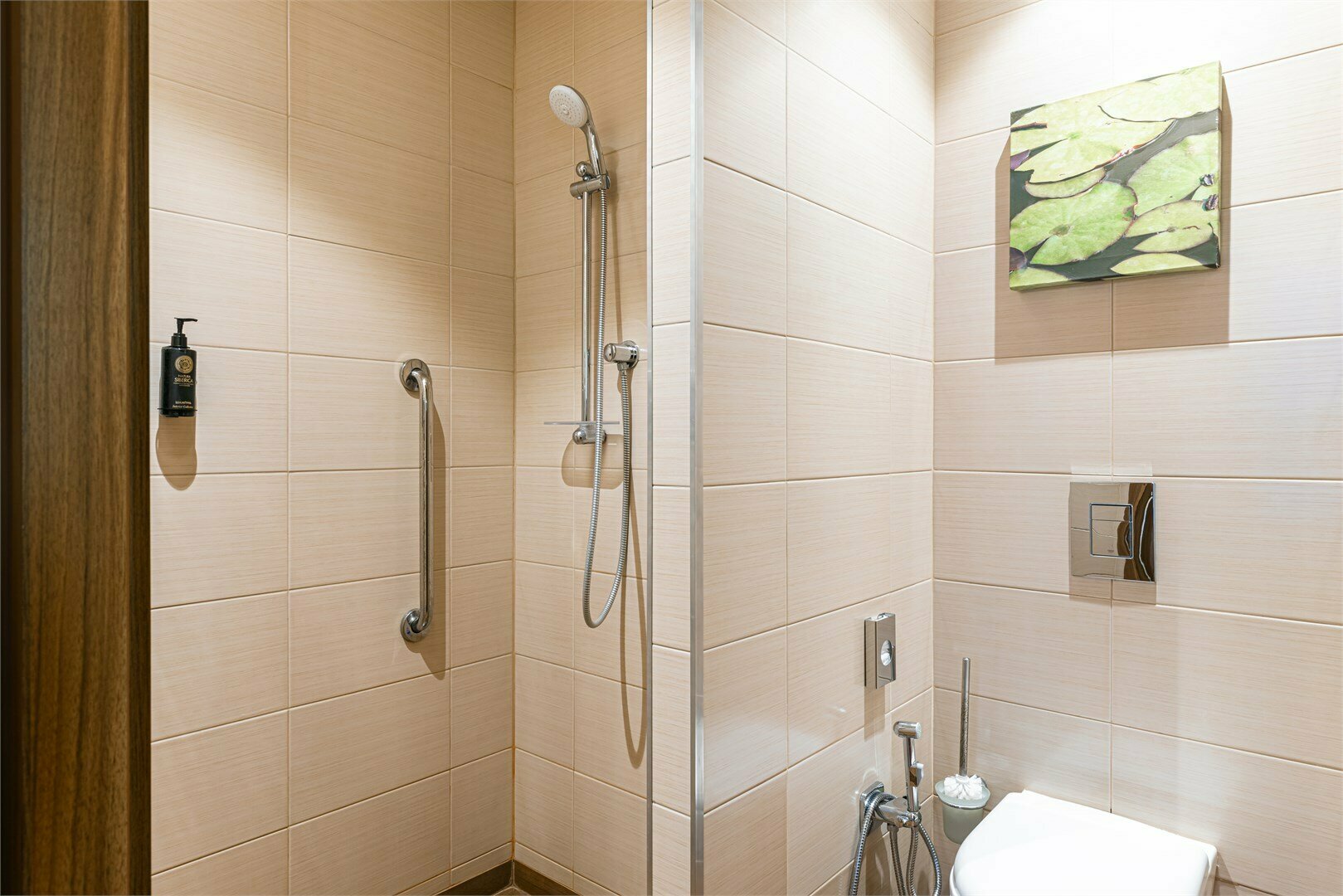 Люкс с панорамным видом на парк и пруд