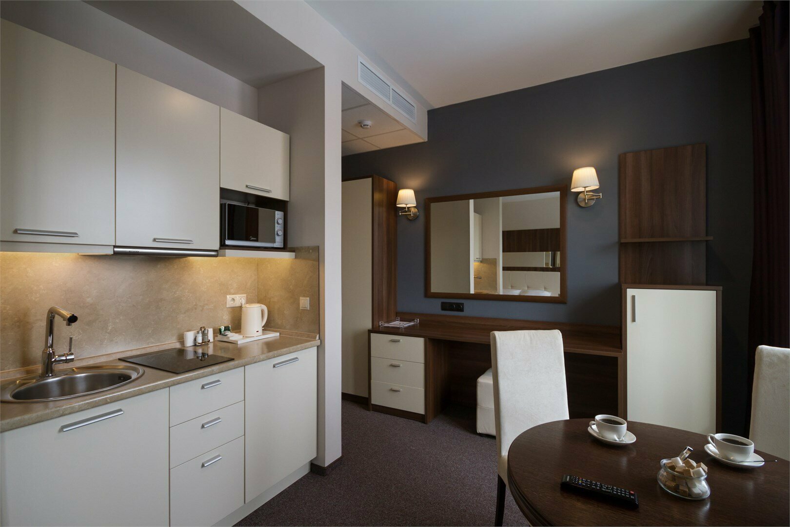 Улучшенный двухместный номер с 1 кроватью