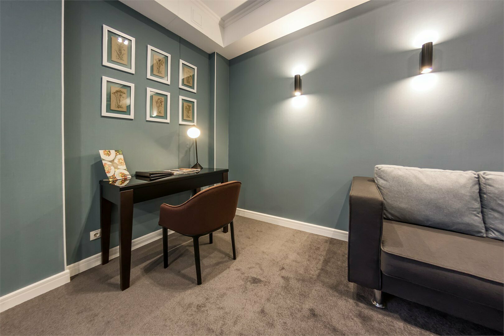 Джуниор Сюит