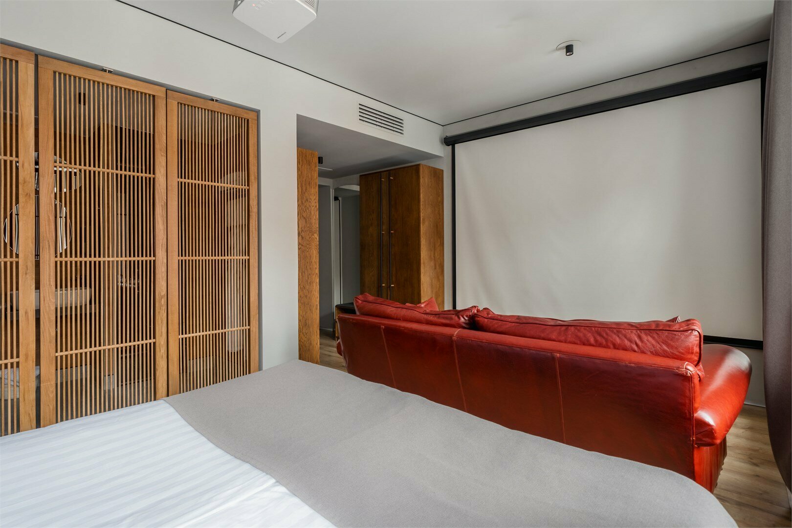 Полулюкс-кинотеатр