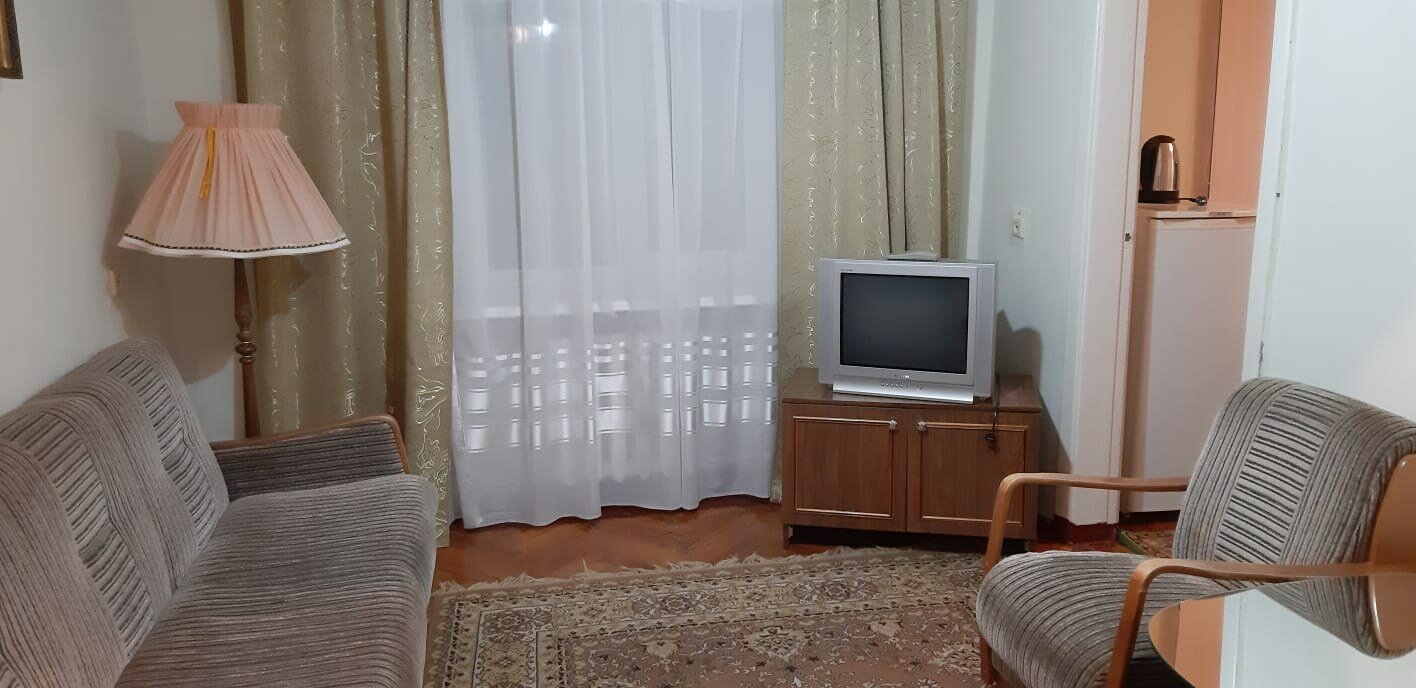 Двухместный трехкомнатный номер (Семь номеров)