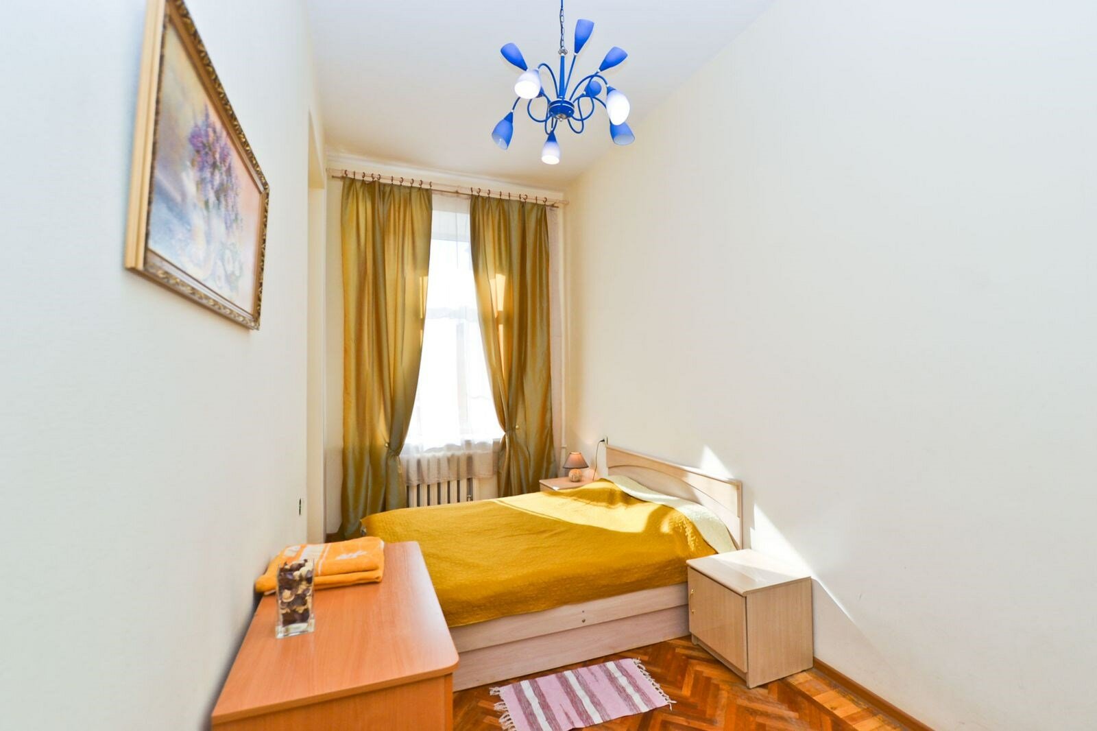 Квартира Эконом 4 этаж двухкомнатная у Дворцовой площади