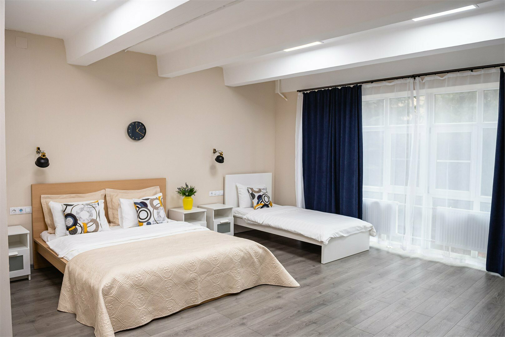 Улучшенный трехместный номер