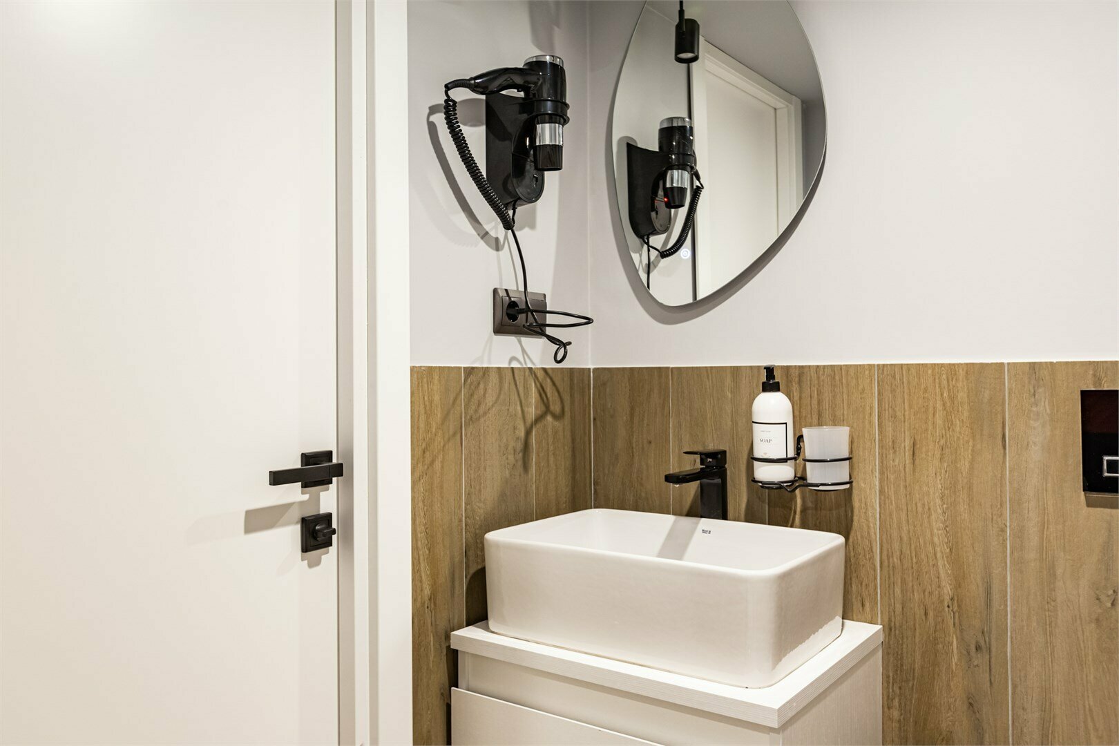 Двухуровневые апартаменты для двоих