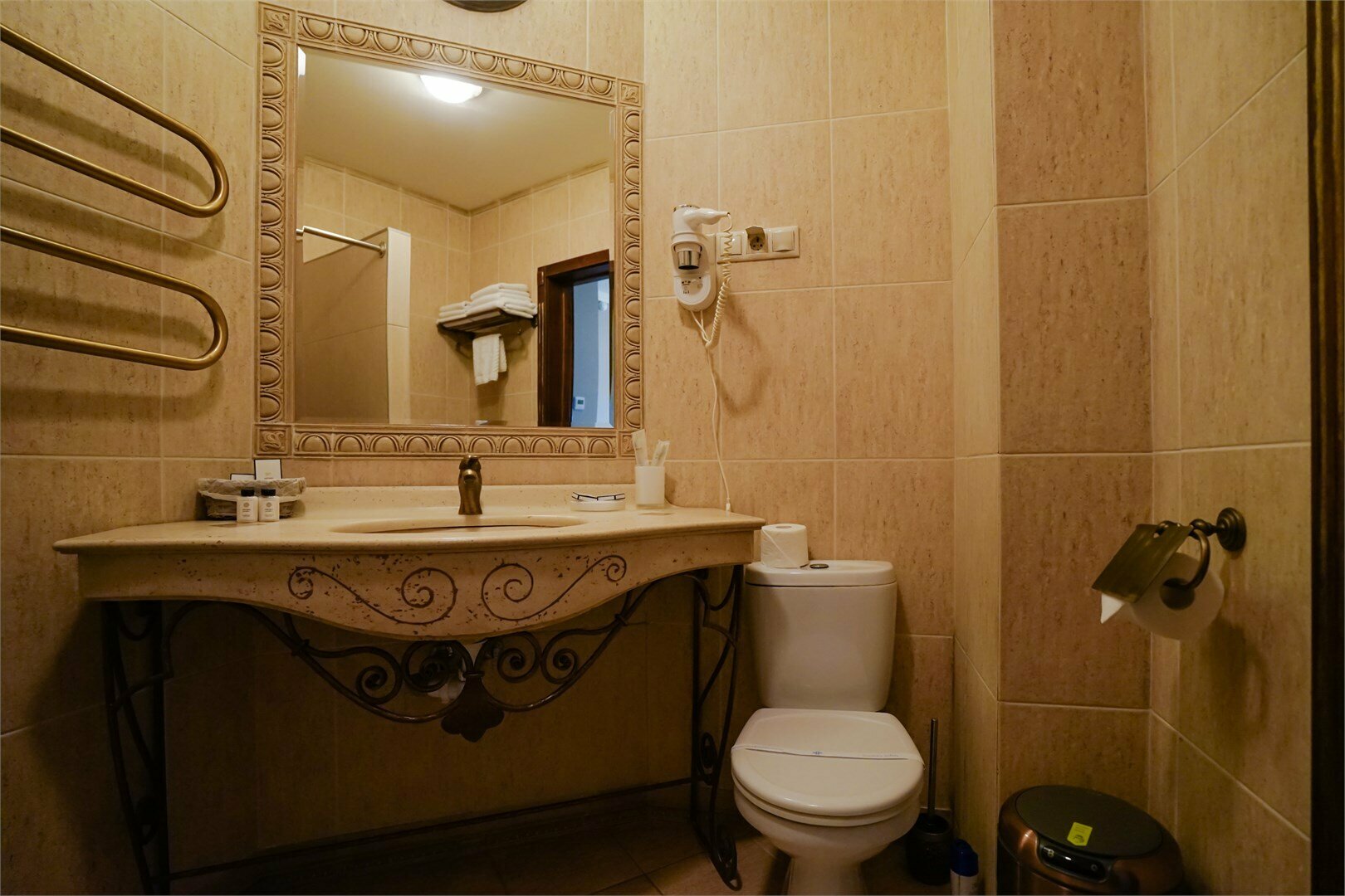 Standard Premium Business (Double)