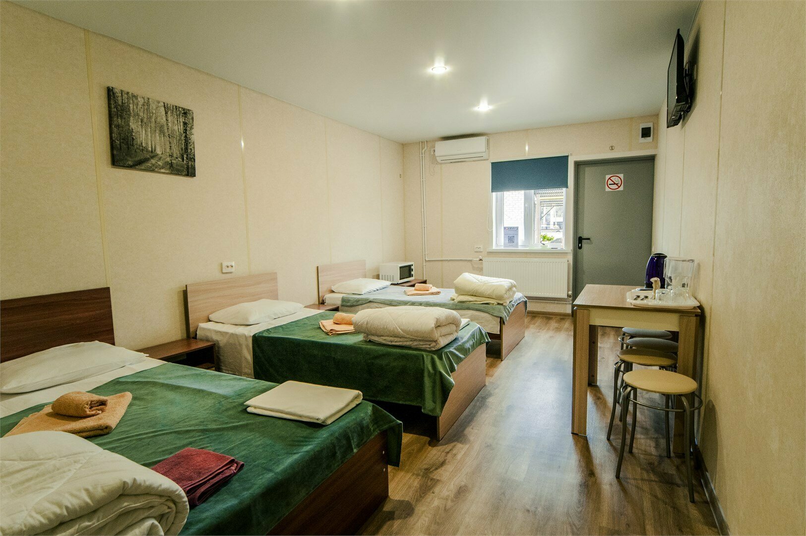 Улучшенный 4-х местный семейный номер.