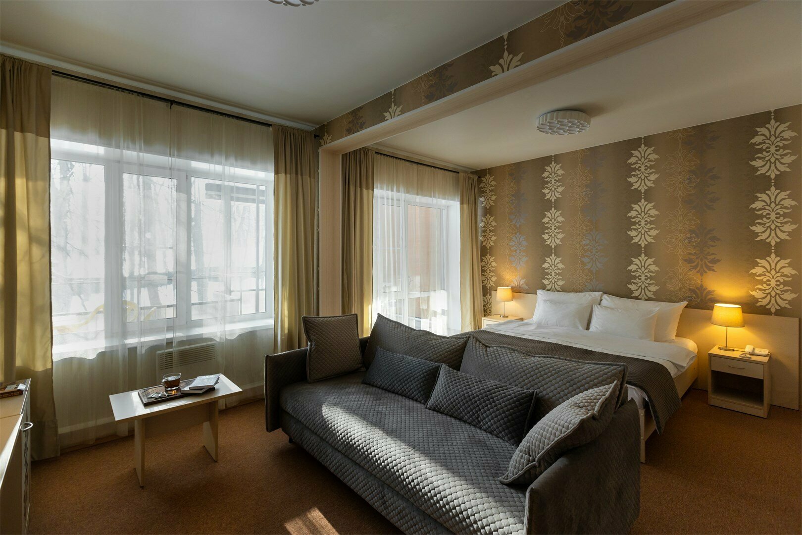 Студия с балконом