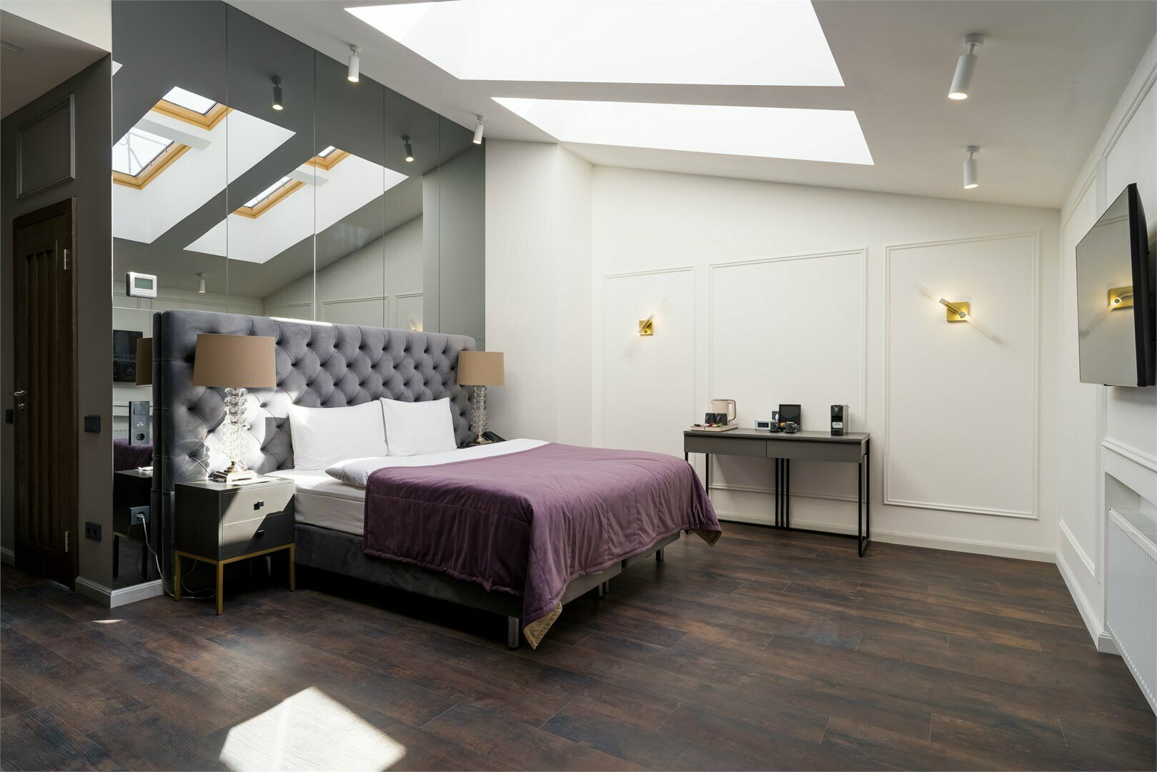 Мансардный номер Делюкс