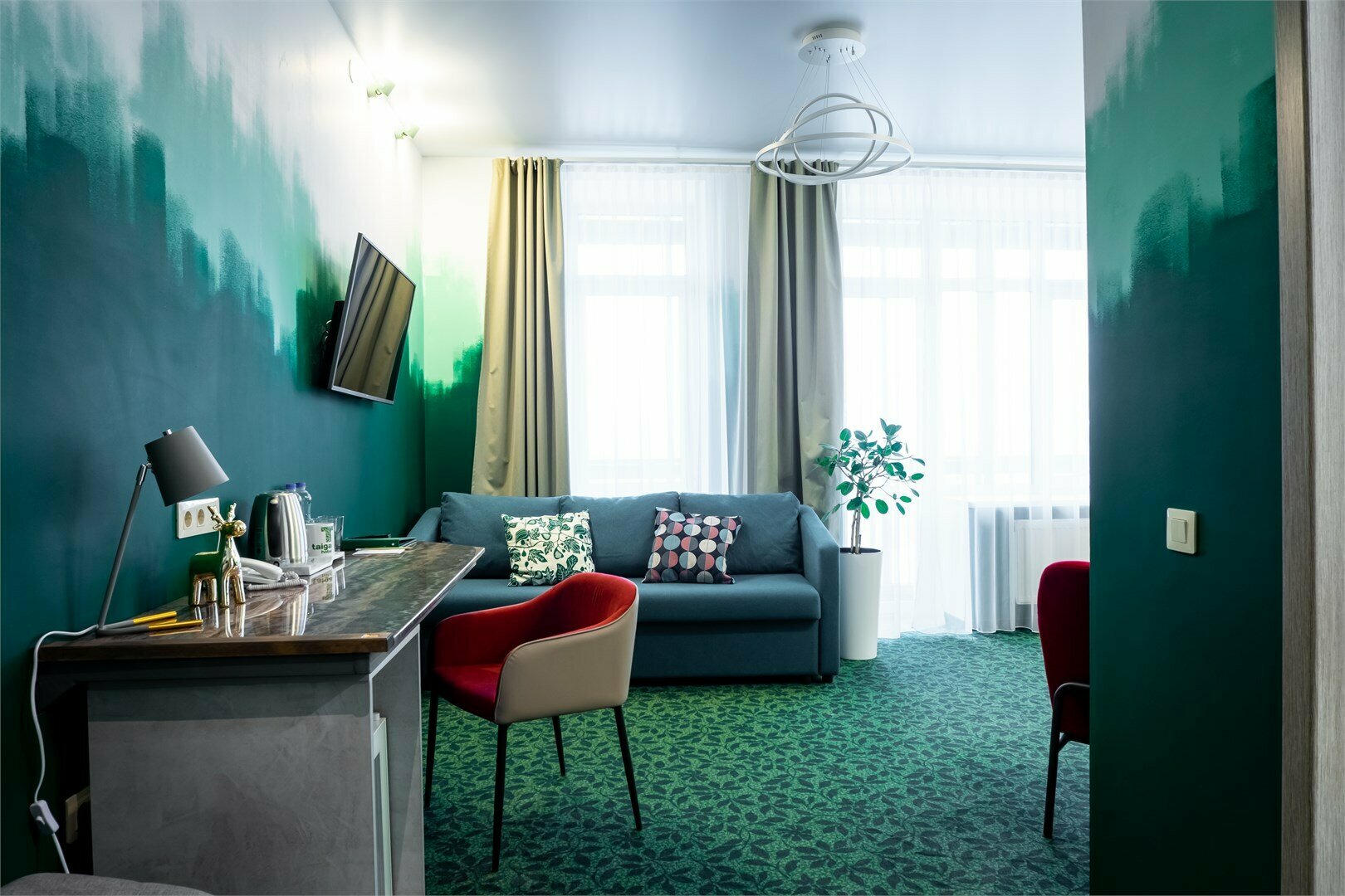 Джуниор Сюит "Плюс"