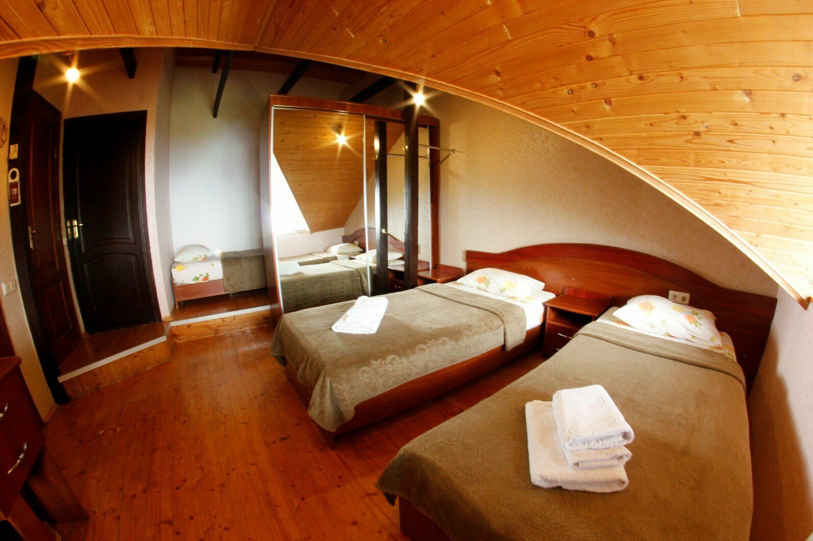 Стандарт Четырех местный