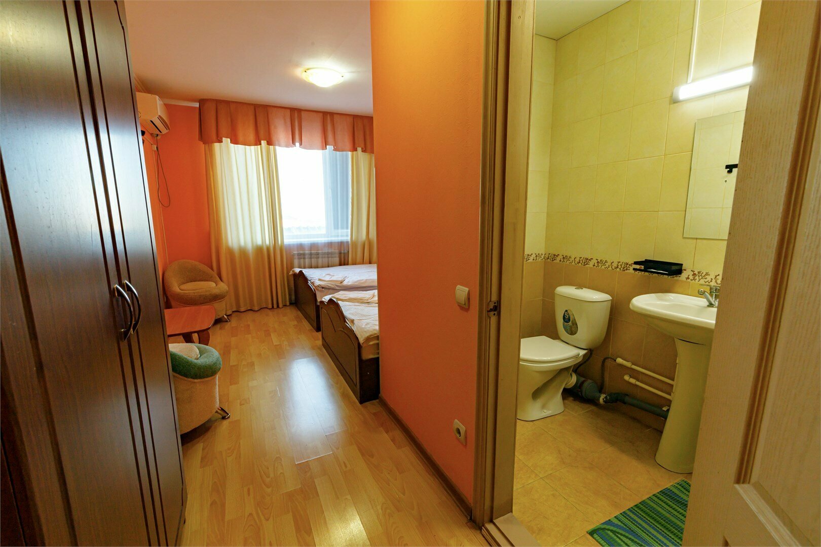 Двухместный