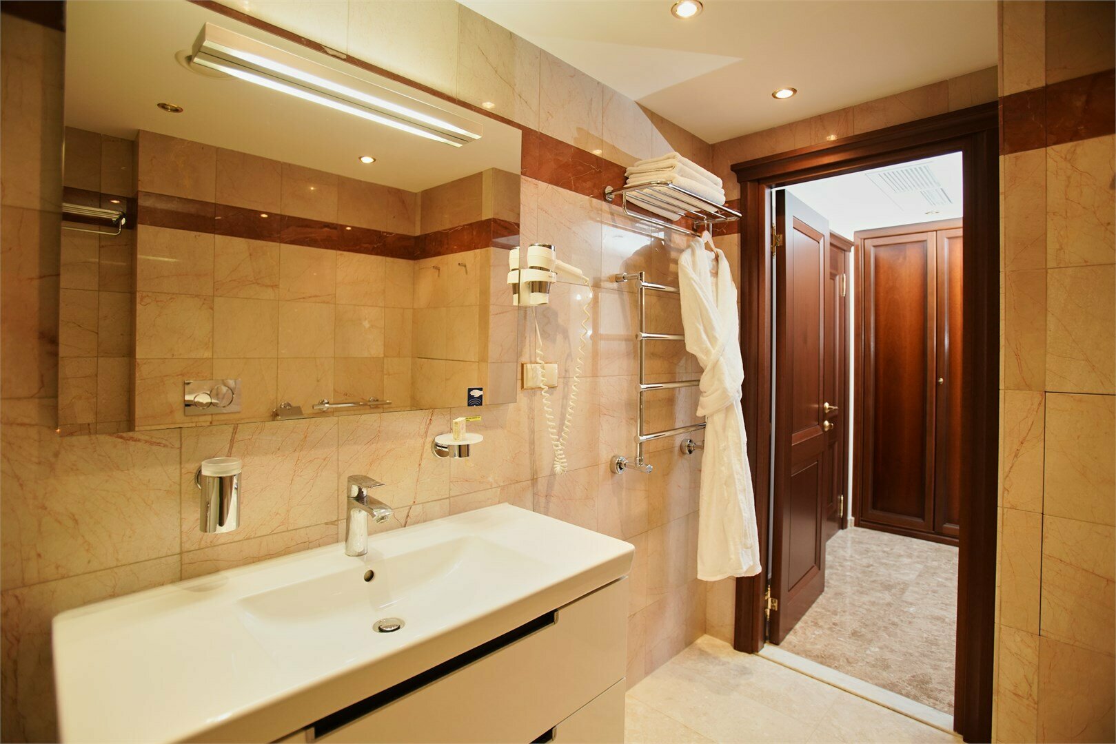 2-комнатный ПОЛУЛЮКС DBL корпус 4