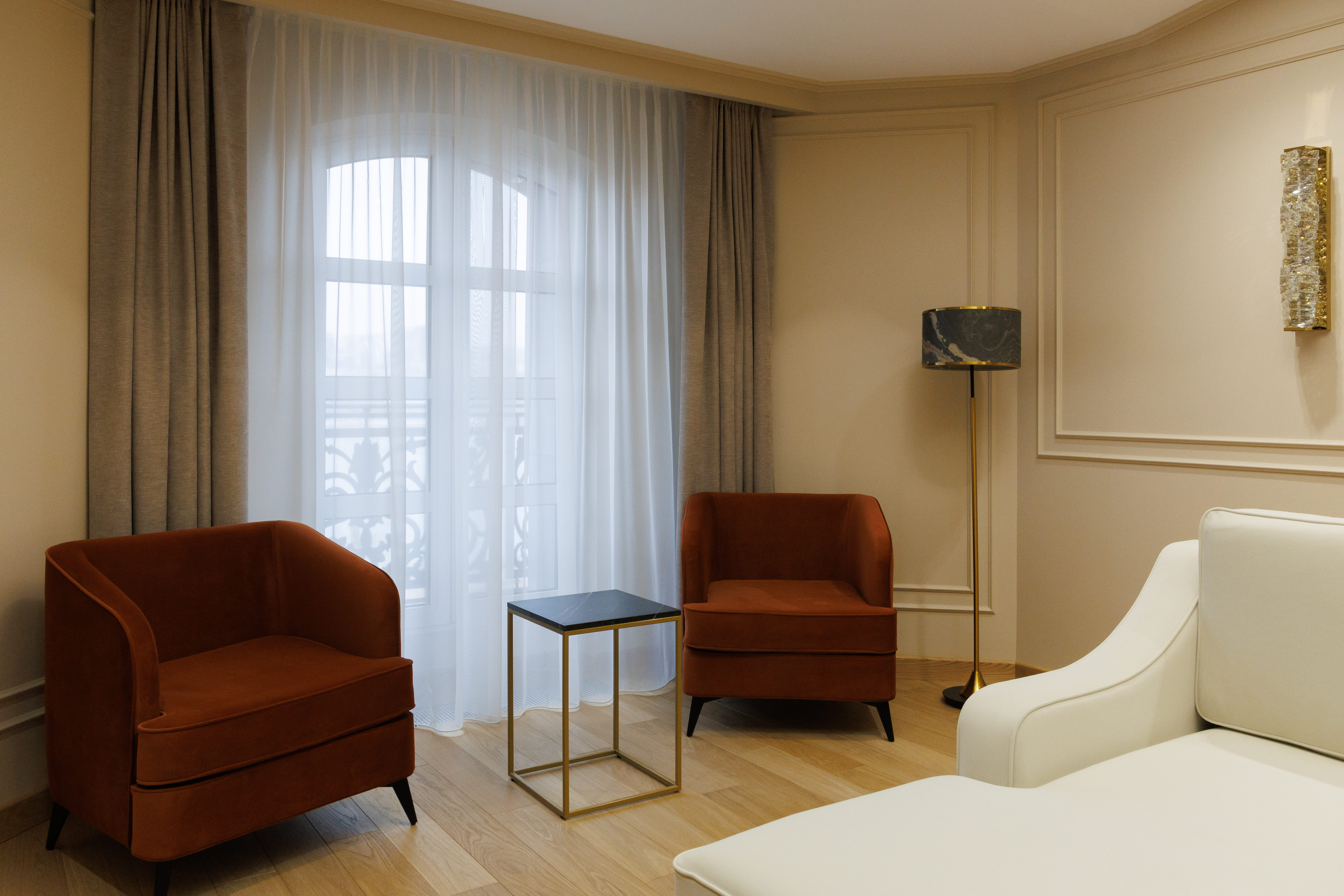 Люкс Джуниор