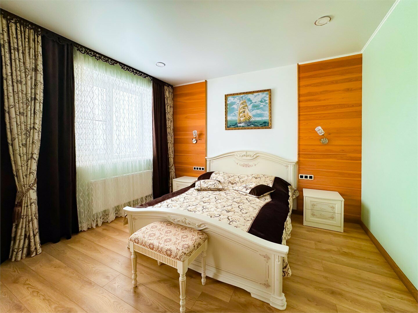 ЛЮКС С ВИДОМ НА ОЗЕРО