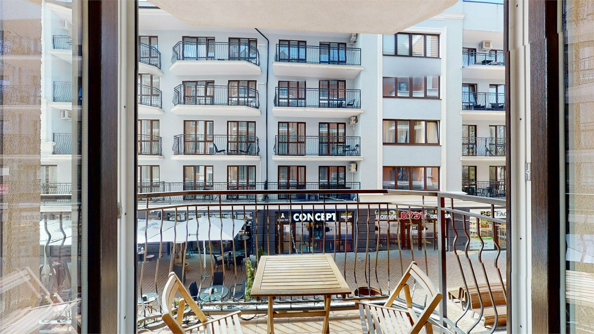 Апартаменты- Студио с балконом для троих