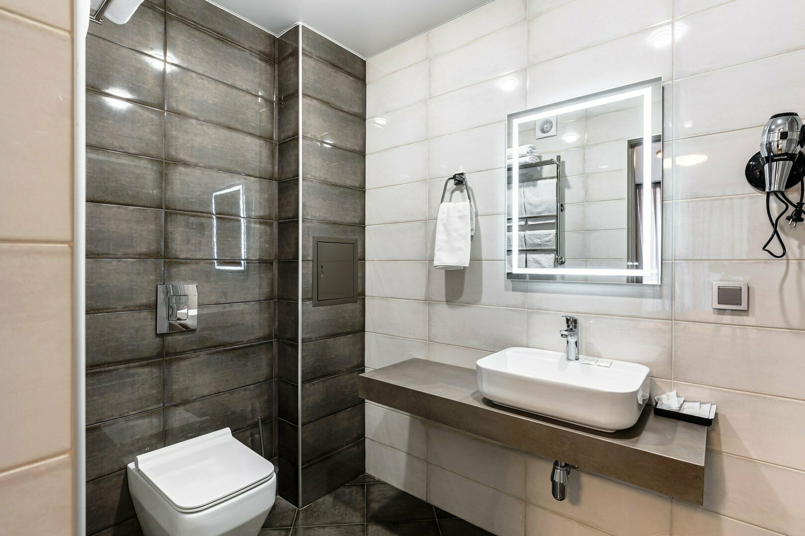 Апартаменты с 1-ой спальней с балконом