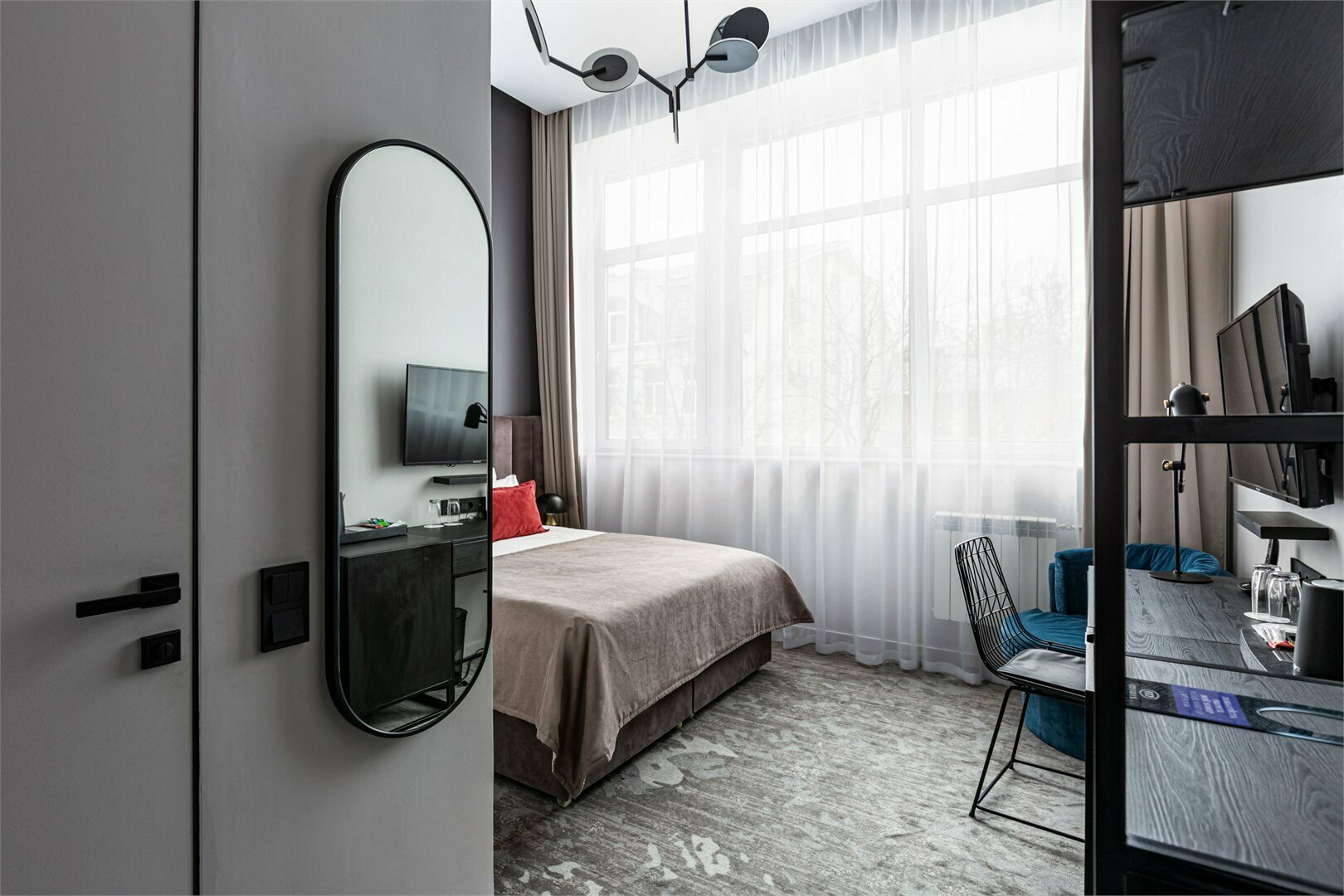 Стандартный номер с одной большой кроватью