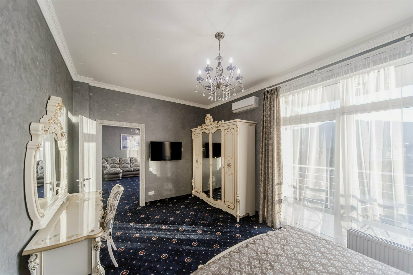 Люкс 4-х местный с лечением