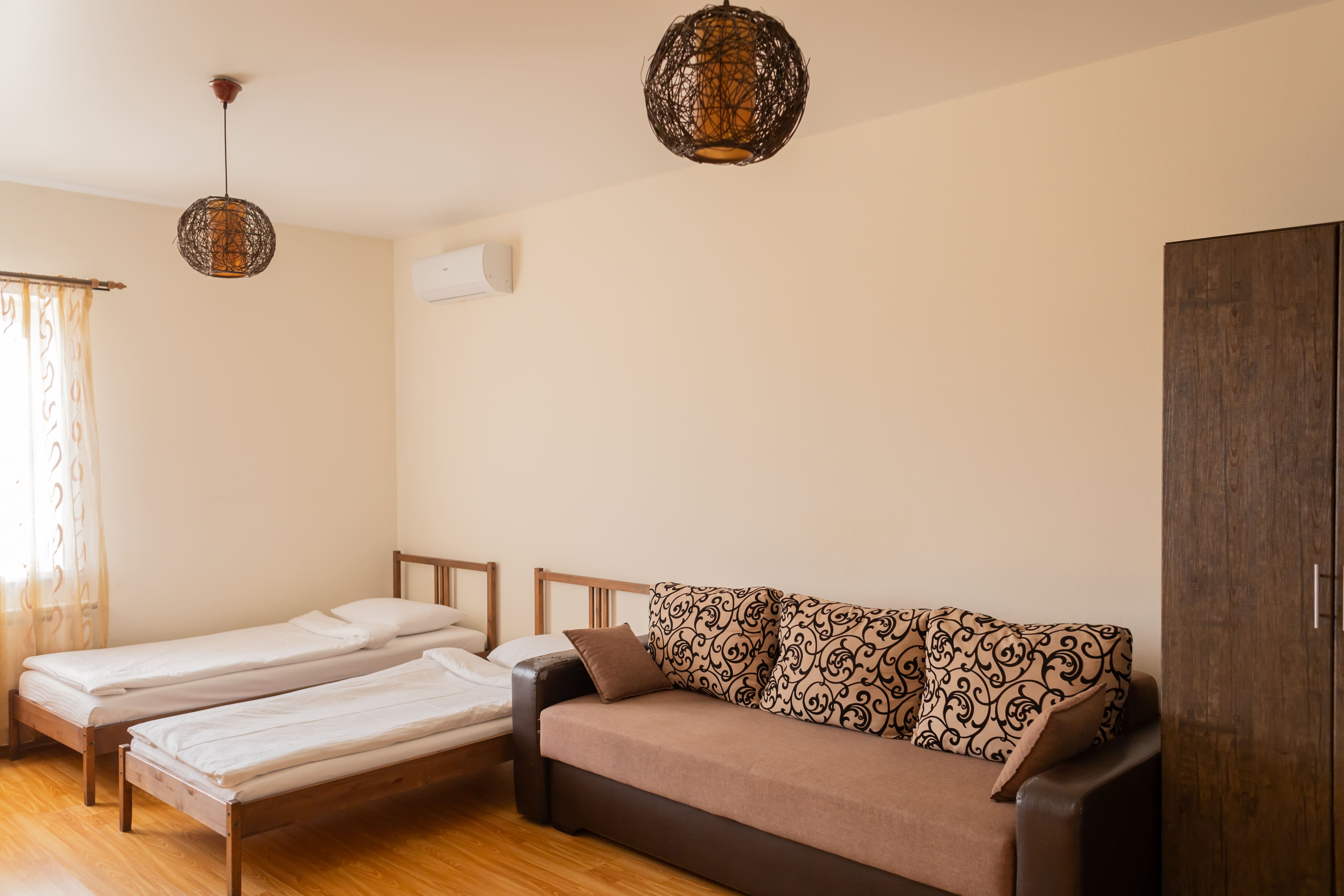 Стандарт 2-х комнатный с кухней, вид на озеро, лес, бассейн (4 этаж), до 6-ти гостей