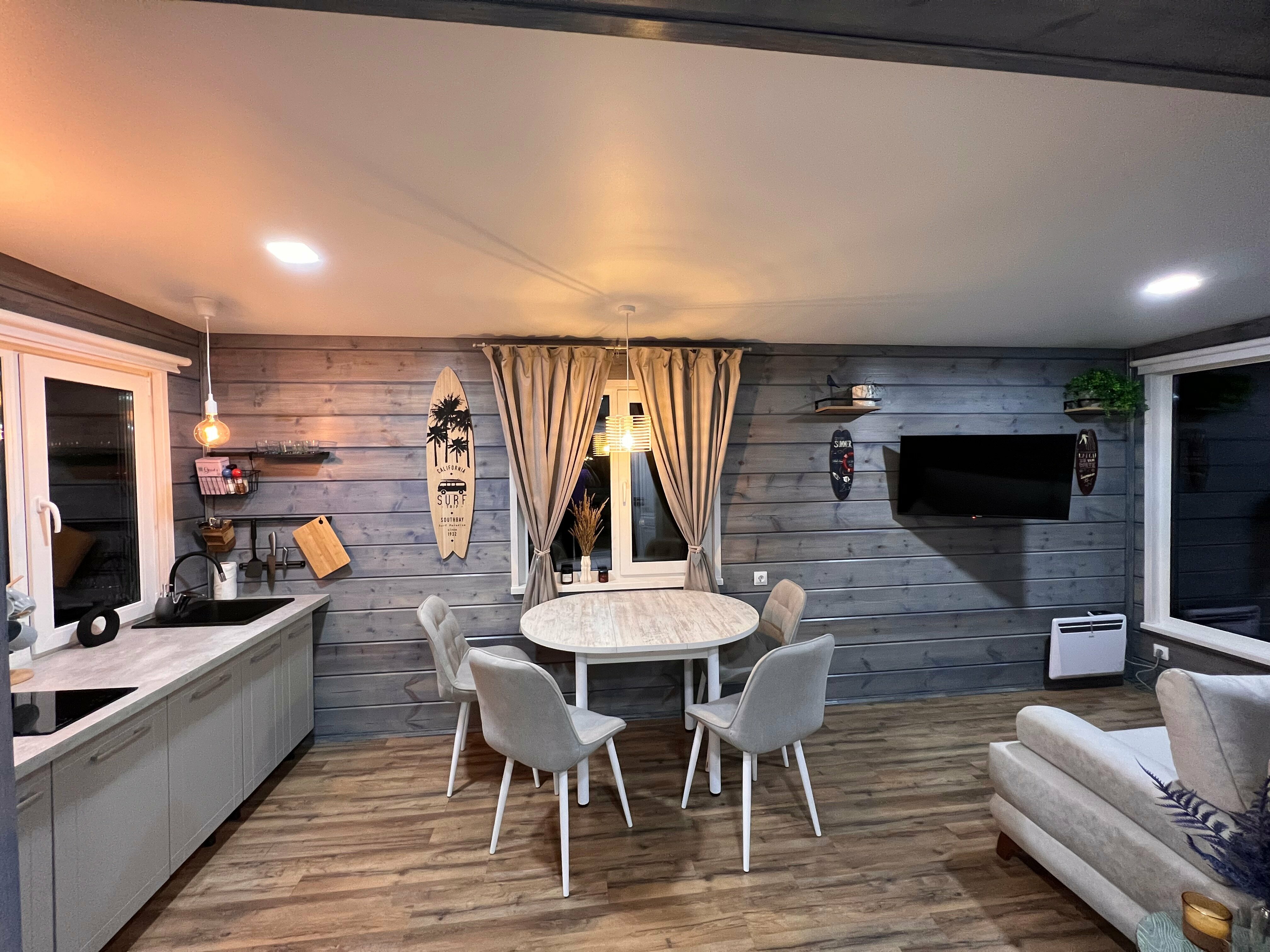 Четырехместный номер с видом на горы