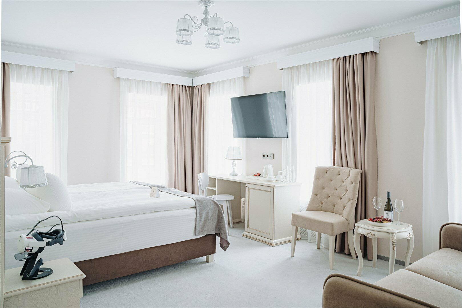 Клубный джуниор сьют Домъ купчихи Глинкиной 4*