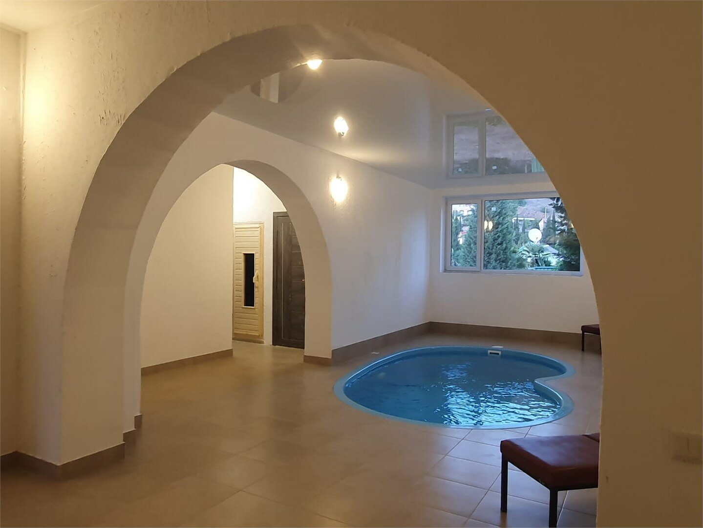 Полулюкс с собственным бассейном