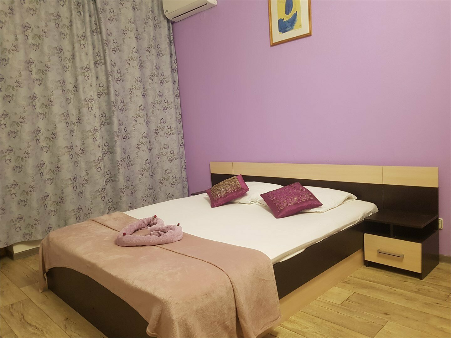 Семейный номер с видом на сад