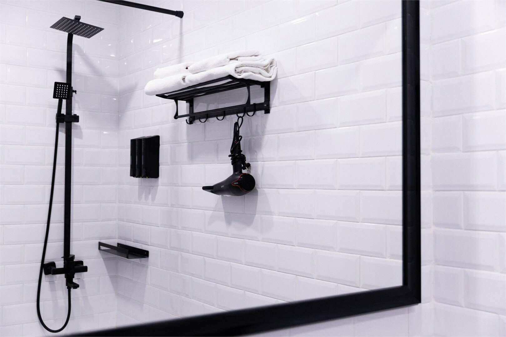 Арт-Комфорт с одной двуспальной кроватью