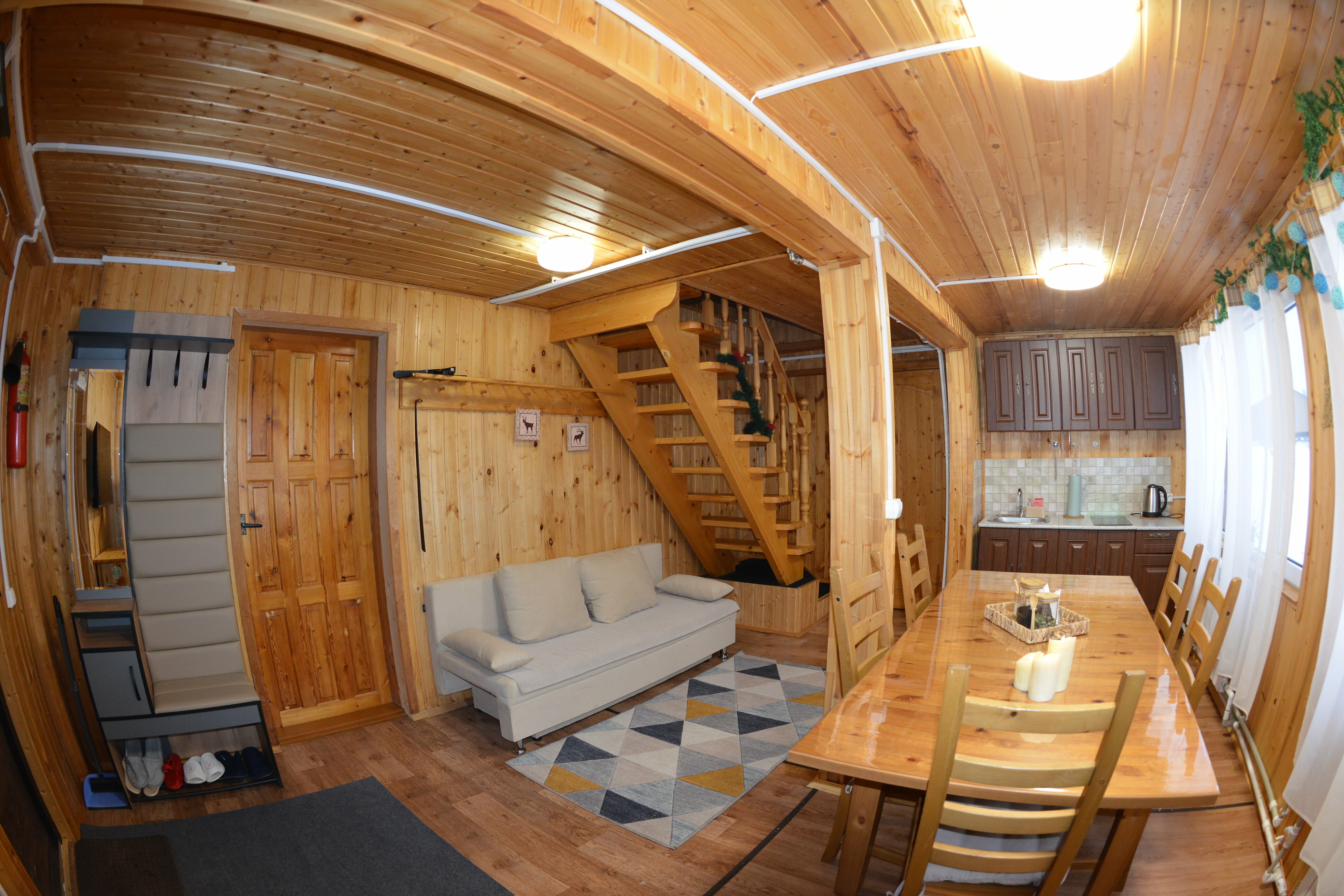 Коттедж с видом на лес