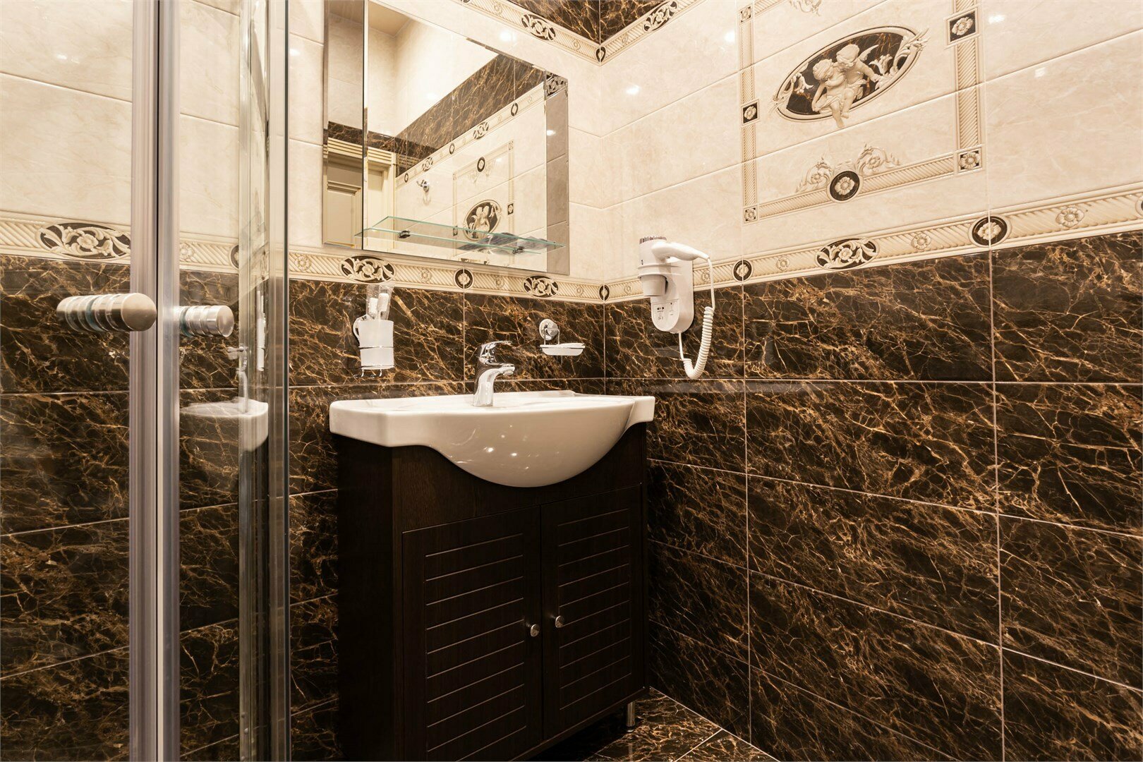 Полулюкс Делюкс