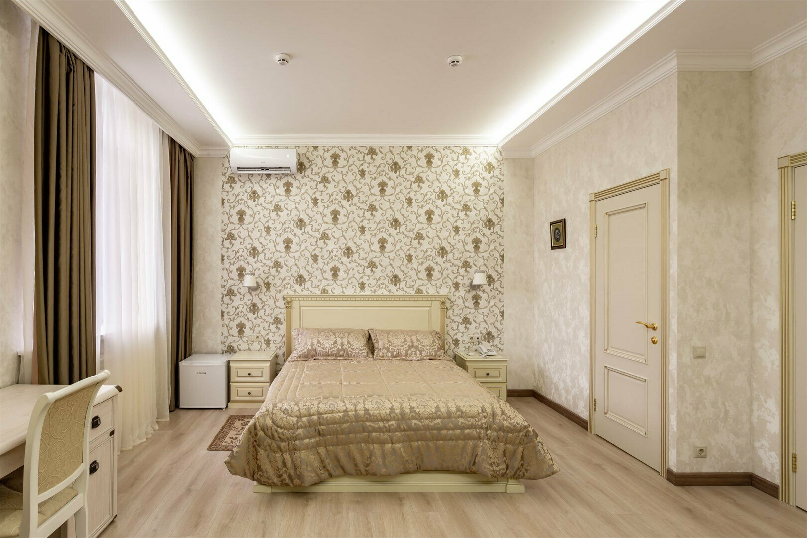 Полулюкс Делюкс