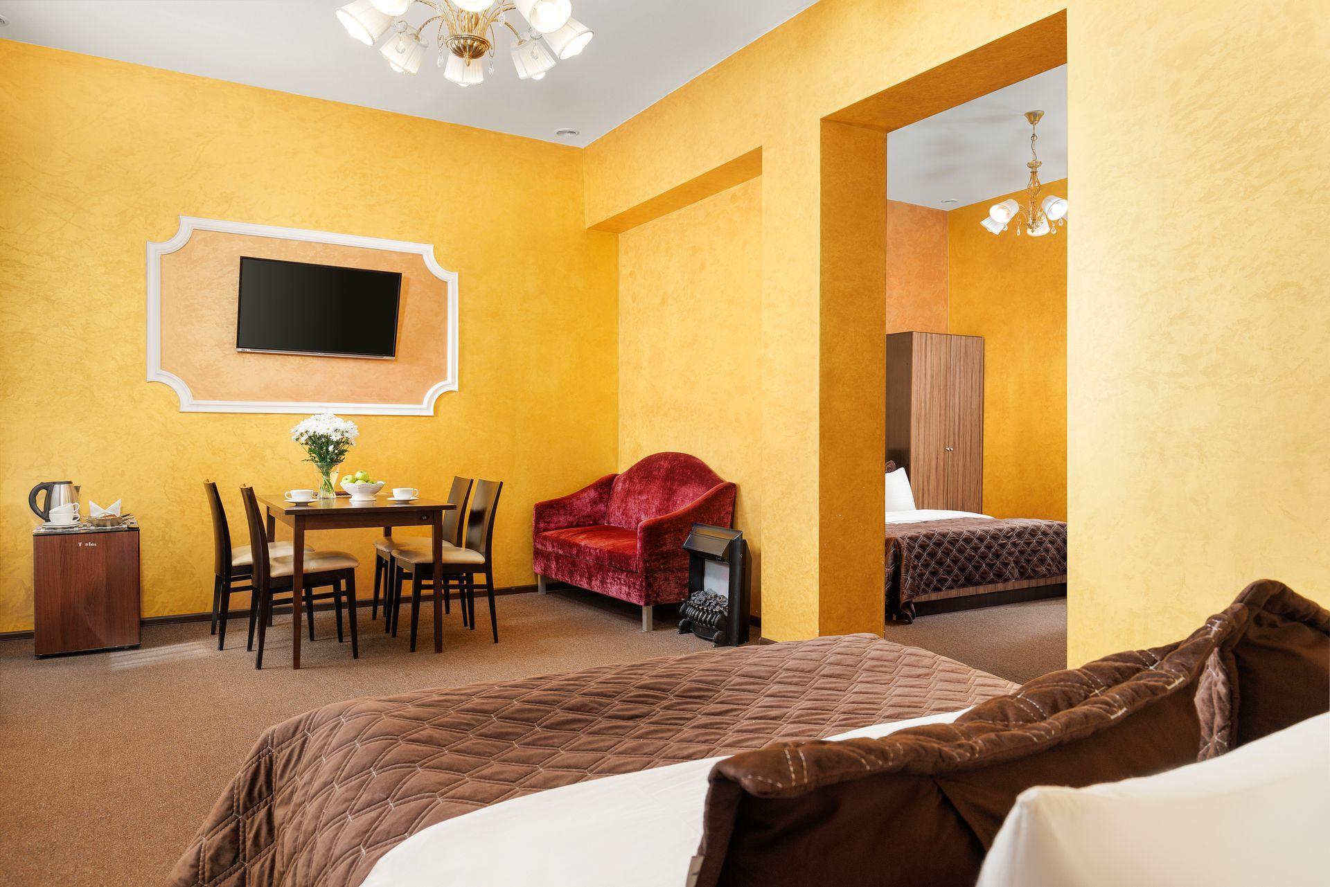 Улучшенный четырехместный номер