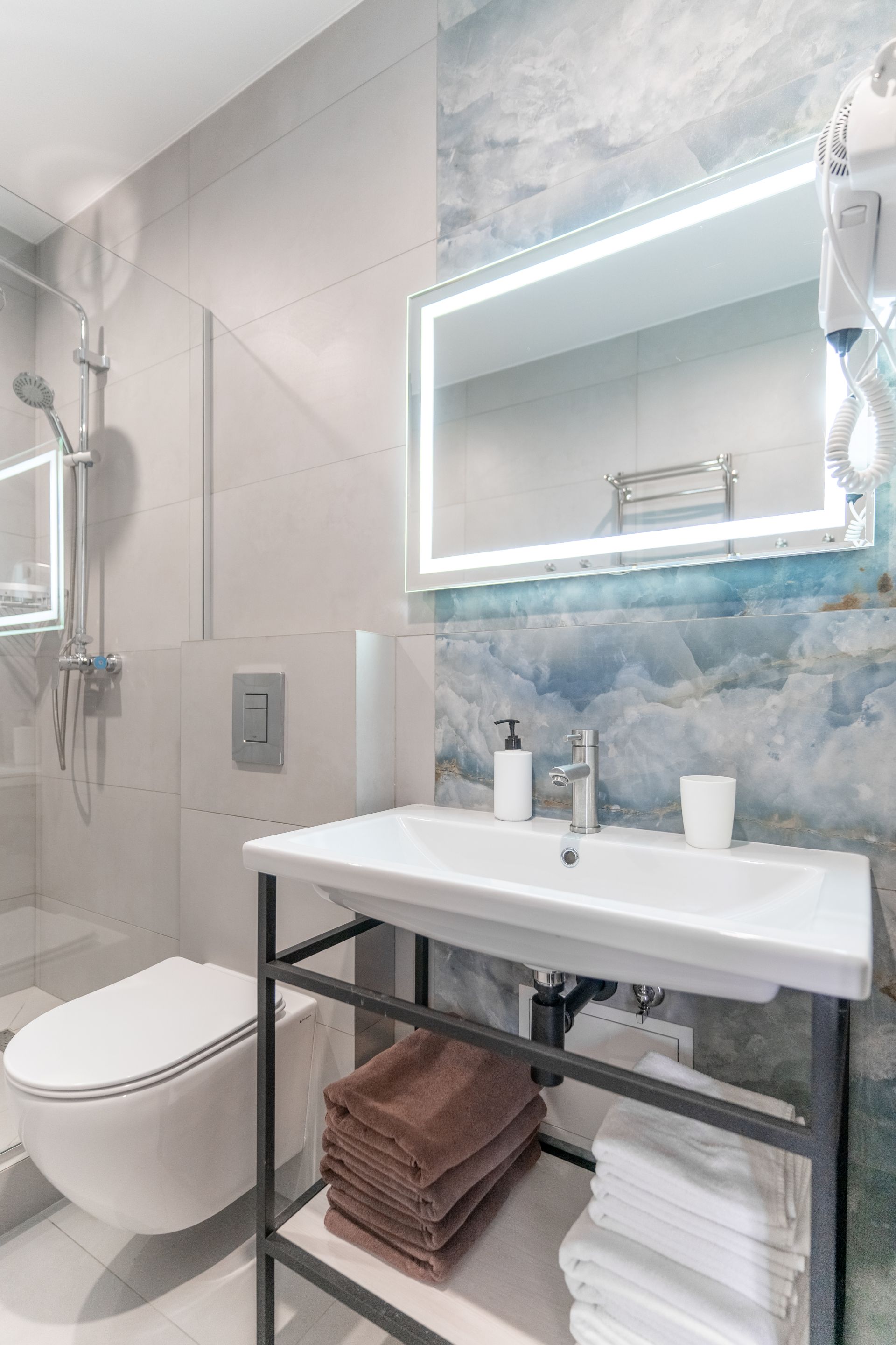 Семейный номер с балконом