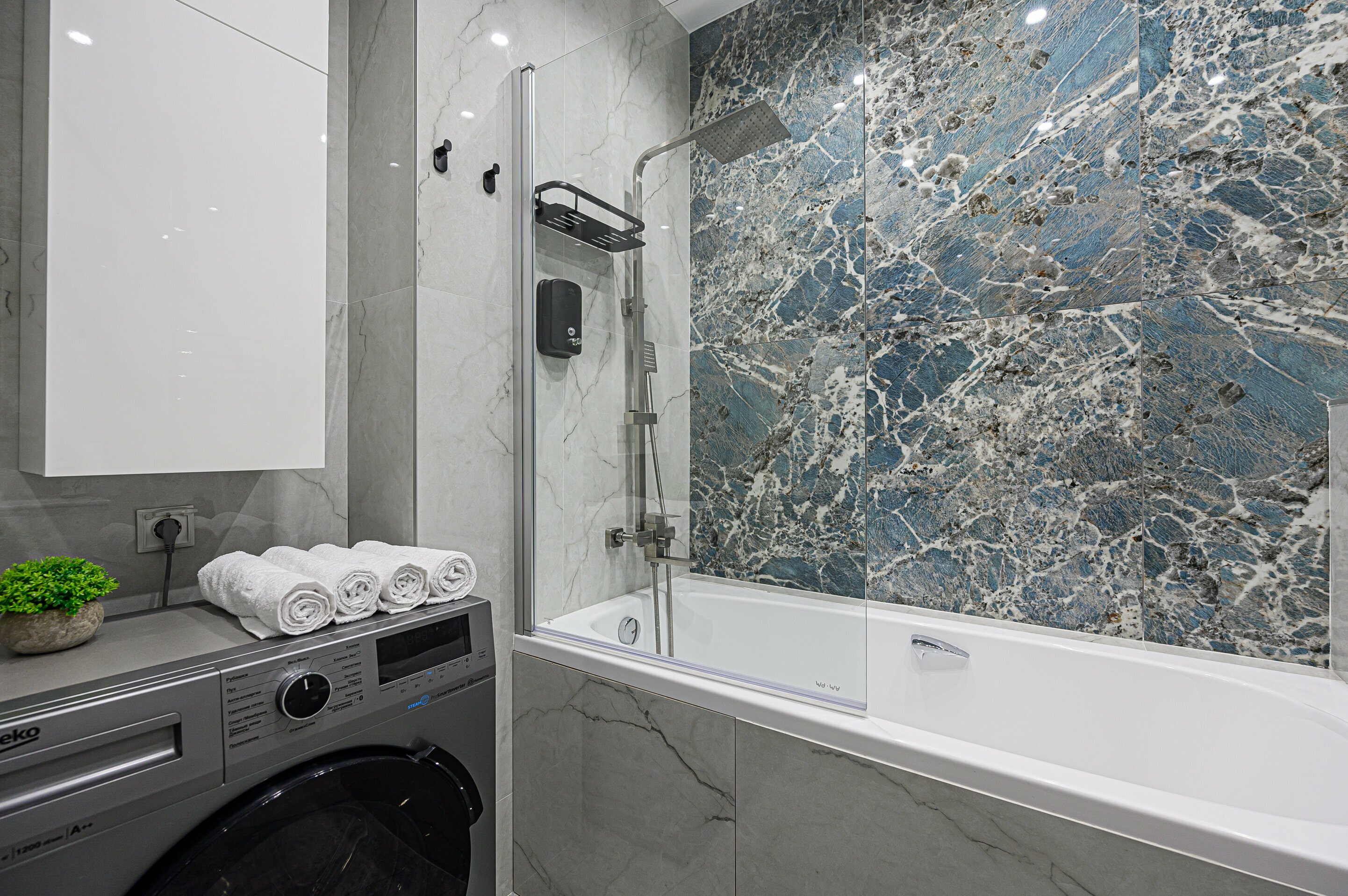 Cемейный номер с собственной ванной комнатой