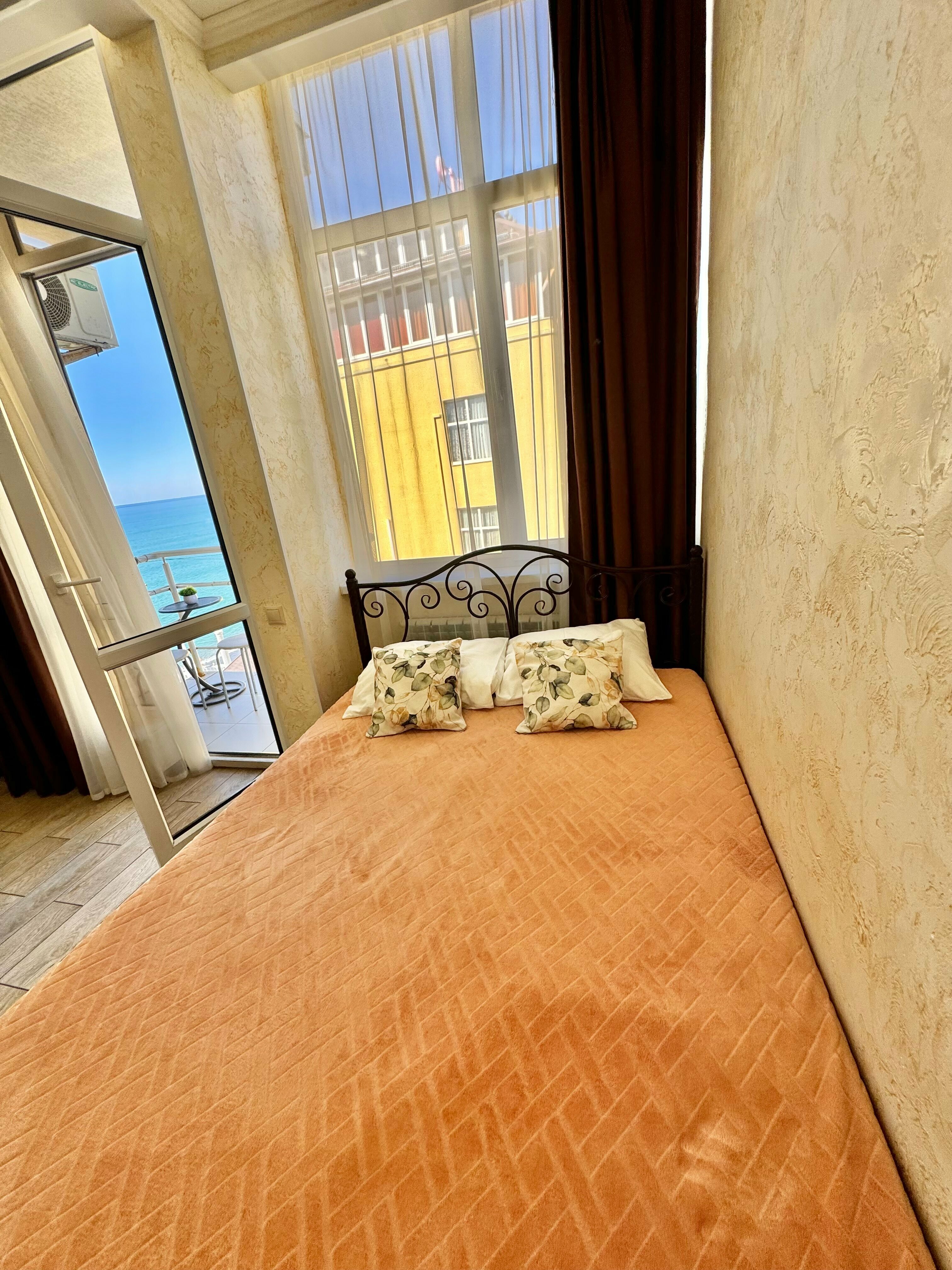 Четырехместный номер с видом на море