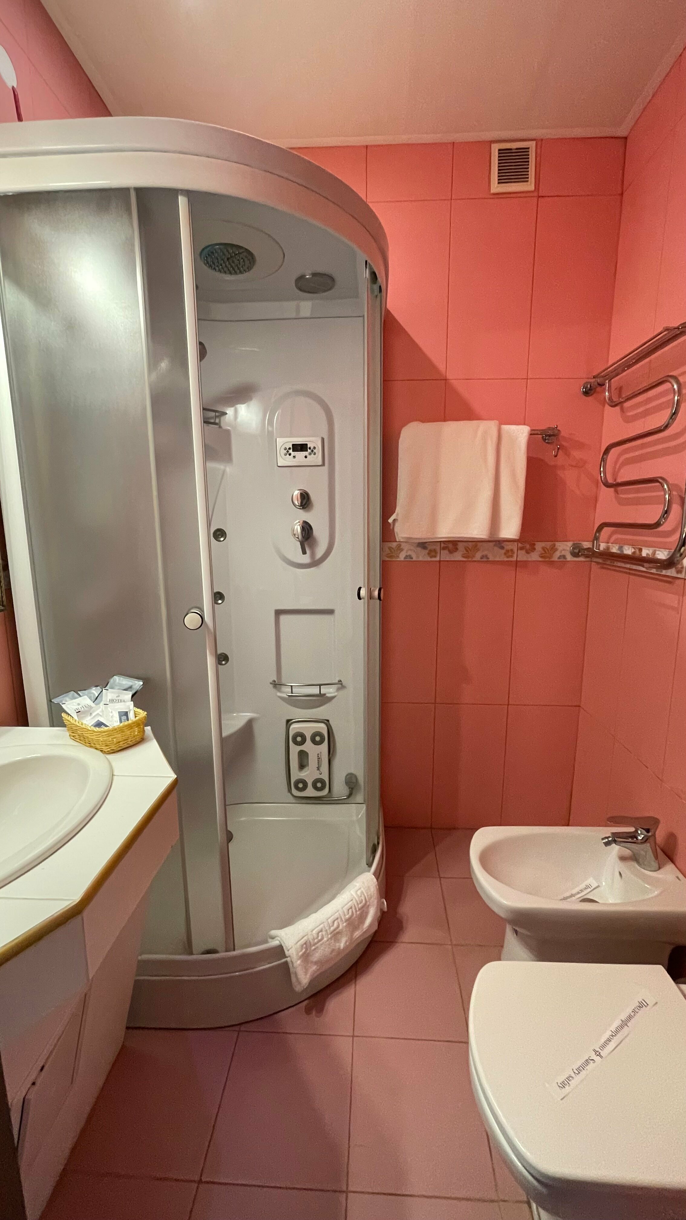 Стандартный трехместный номер