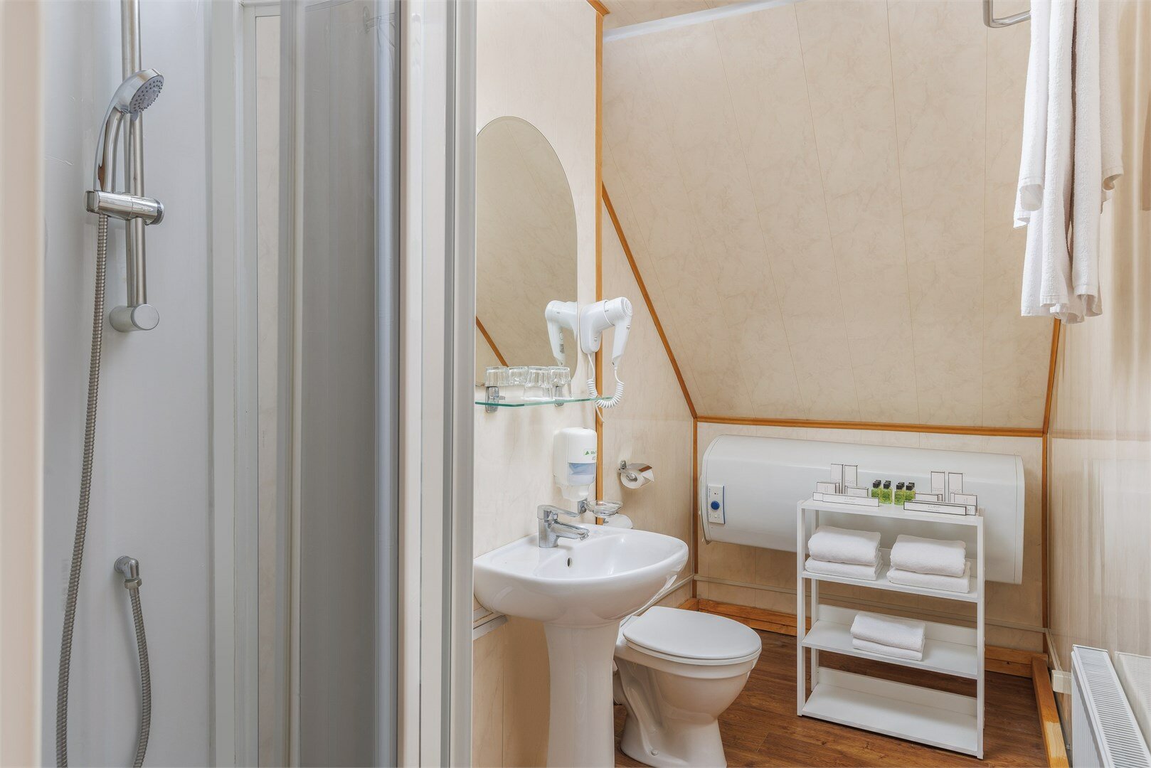 Коттедж «Апартаменты»