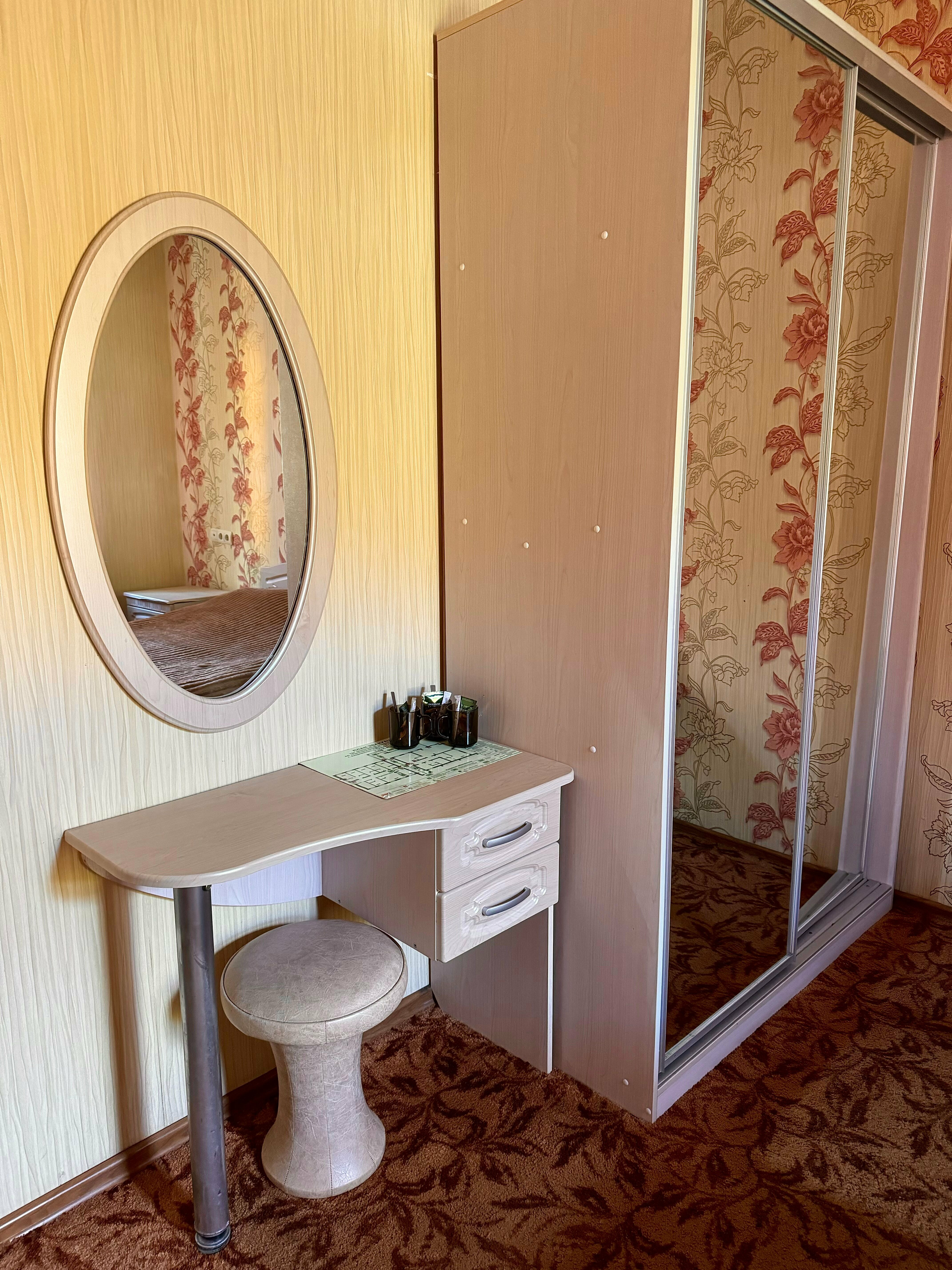 Стандартный трехместный номер